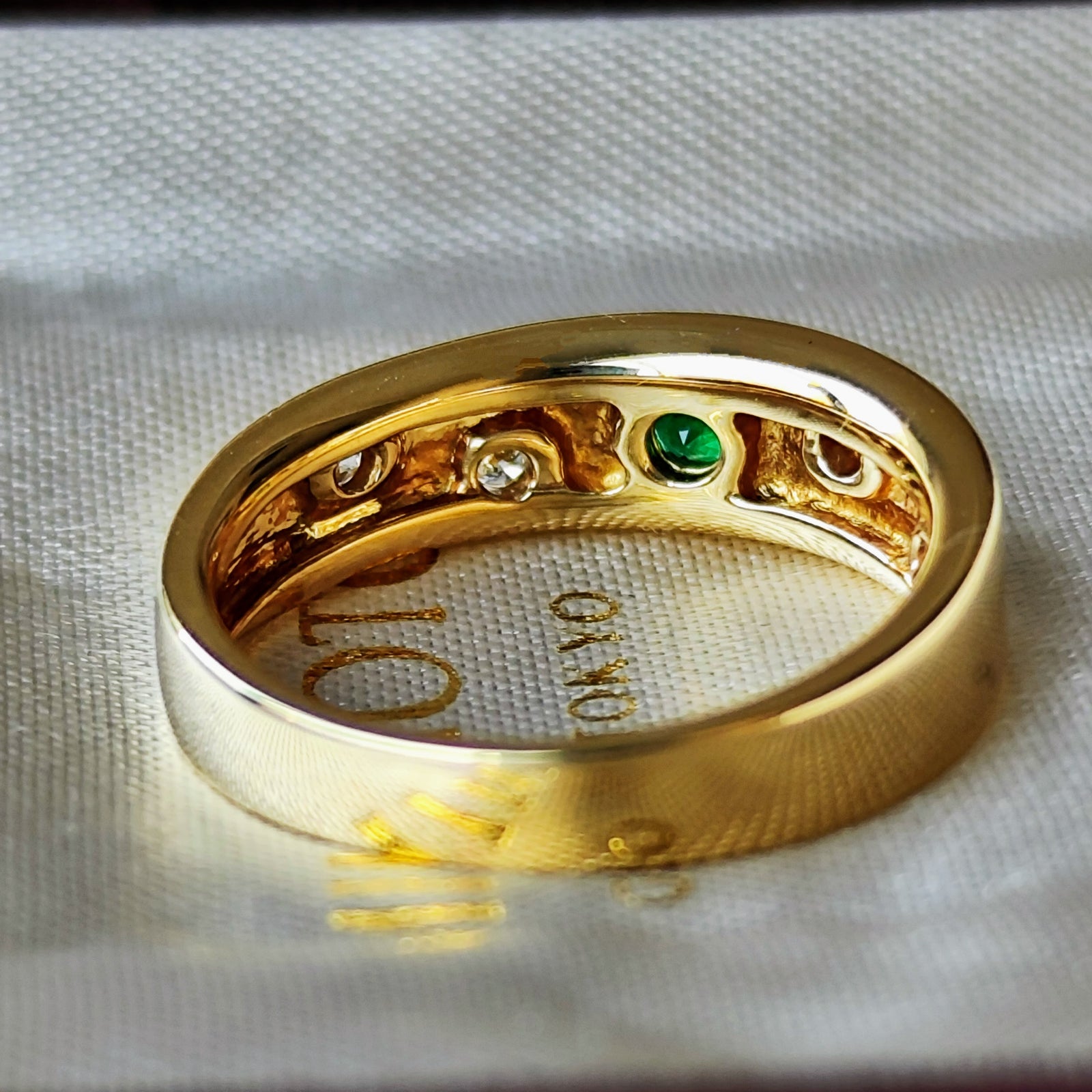 7F04531C-3043-4441-AA67-  