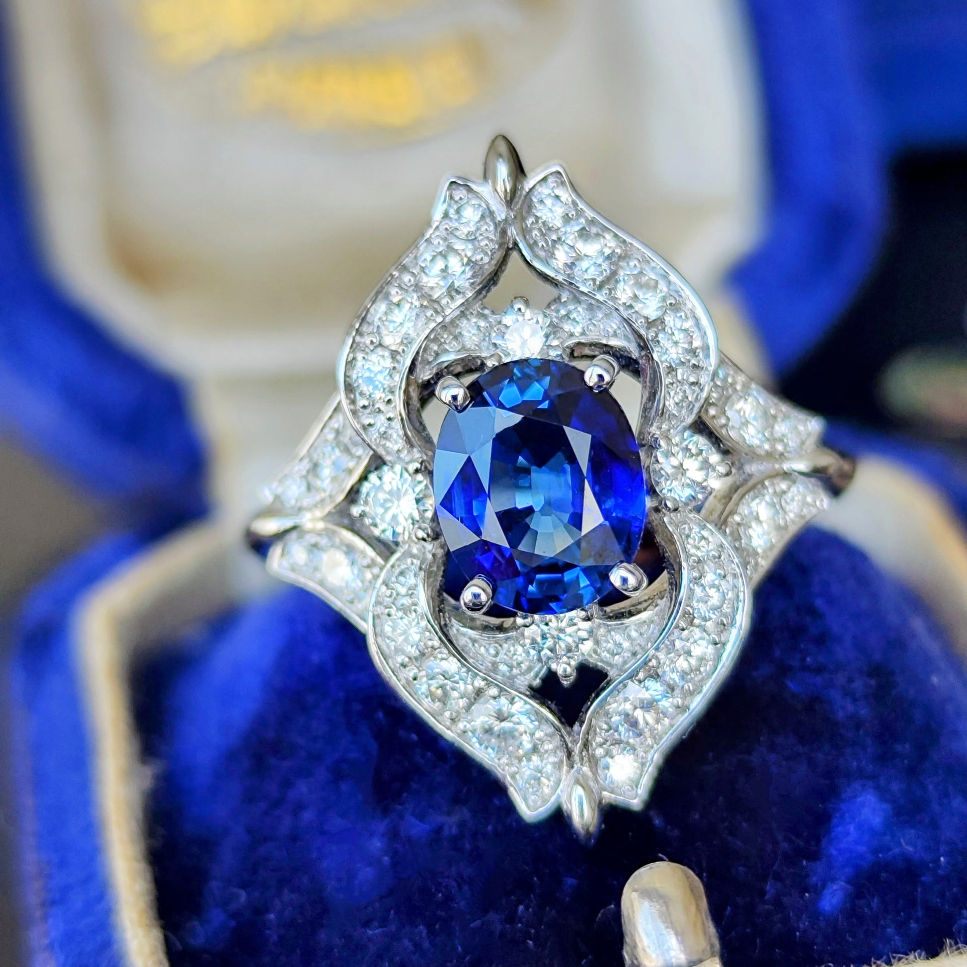 【ロイヤルブルー 大粒】天然サファイア 1.60ct 天然ダイヤモンド リング