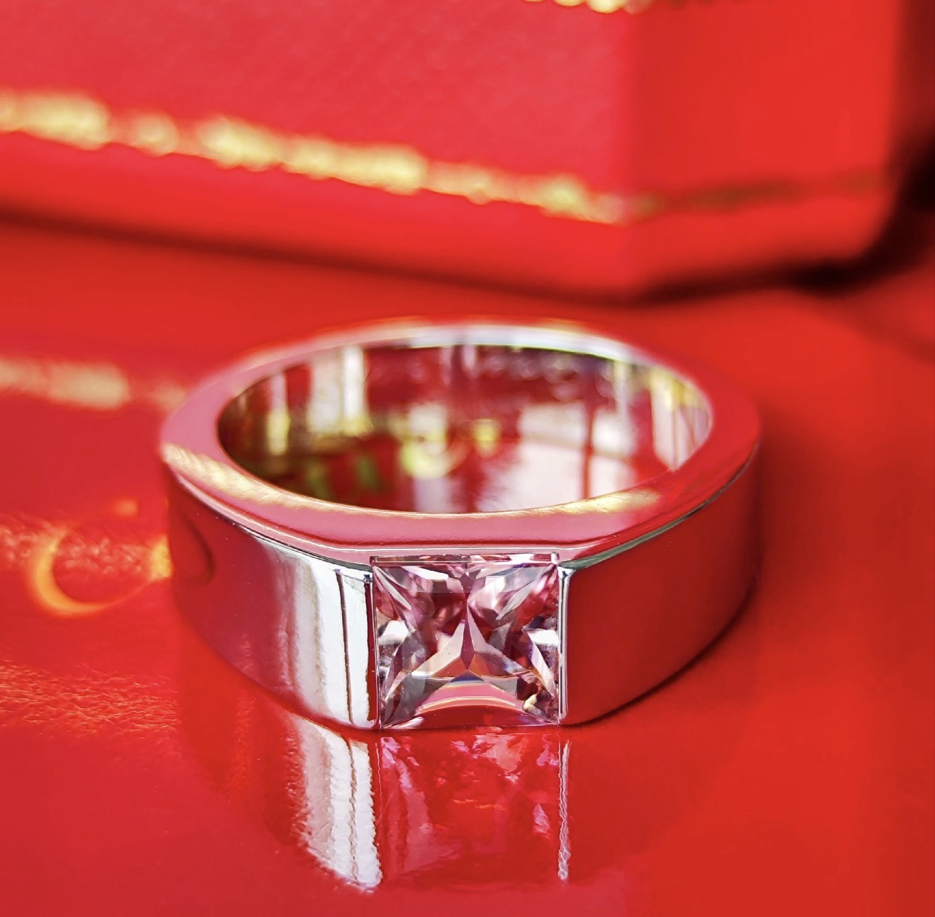 Cartier カルティエ タンク ピンクトルマリン 18金WG 52