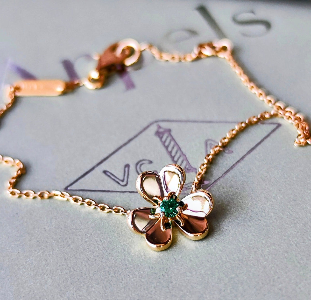 Van Cleef & Arpels ヴァンクリーフ&アーペル フリヴォル ミニ エメラルド ブレスレット
