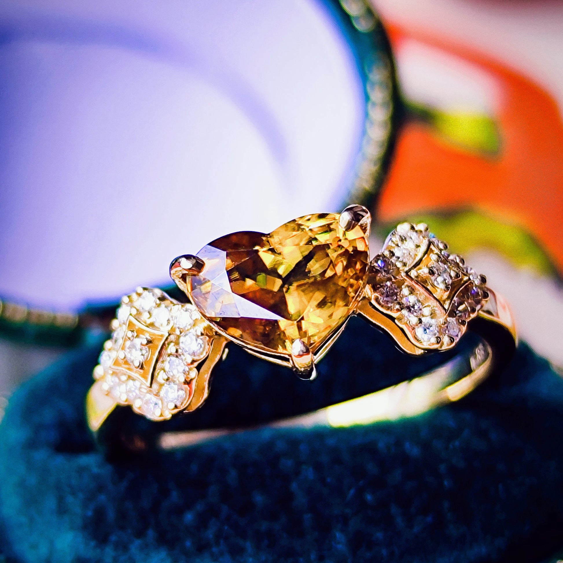天然スフェーン ハートシェイプ 1.33ct 天然ダイヤモンド 18金リング