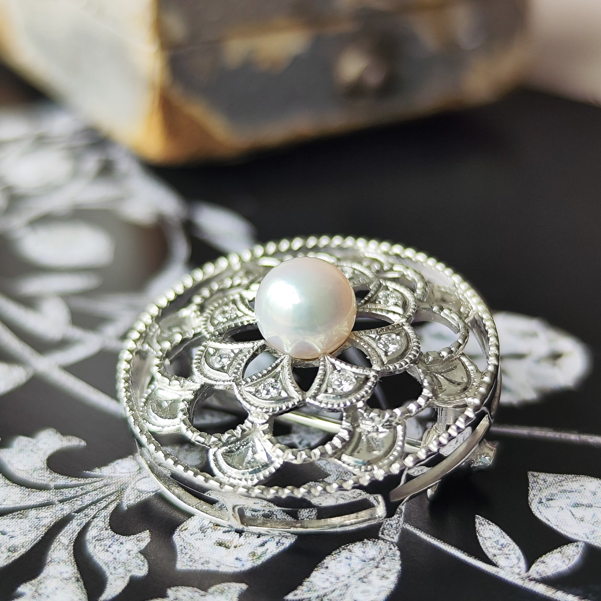 MIKIMOTO ミキモト あこや真珠 天然ダイヤモンド ブローチ 18金WG