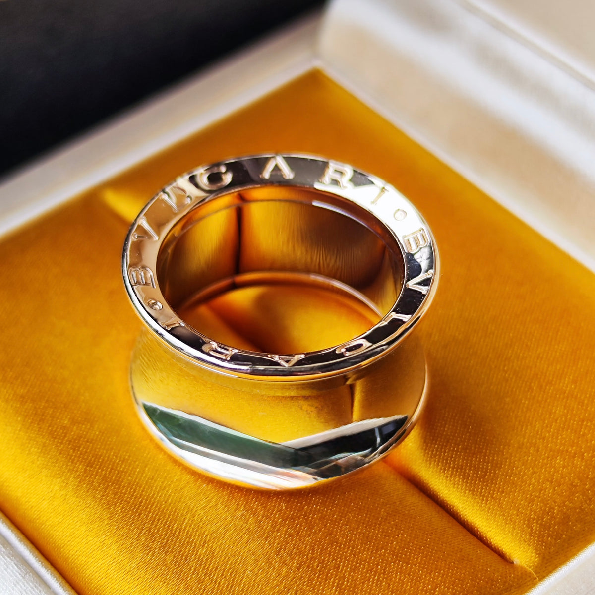 BVLGARI ブルガリ B-ZERO1 ビーゼロワン Anish Kapoor（アニッシュ・カプーア）