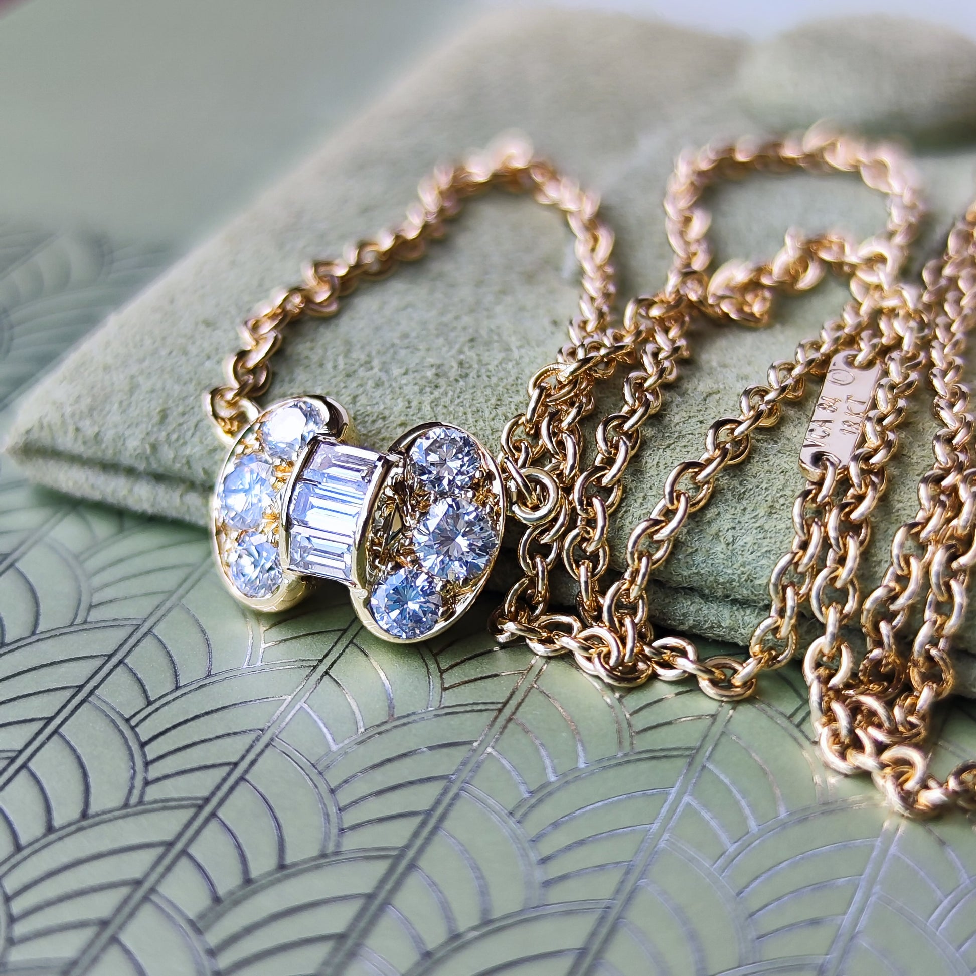Van Cleef & Arpels ヴァンクリーフ&アーペル セレスティン ネックレス