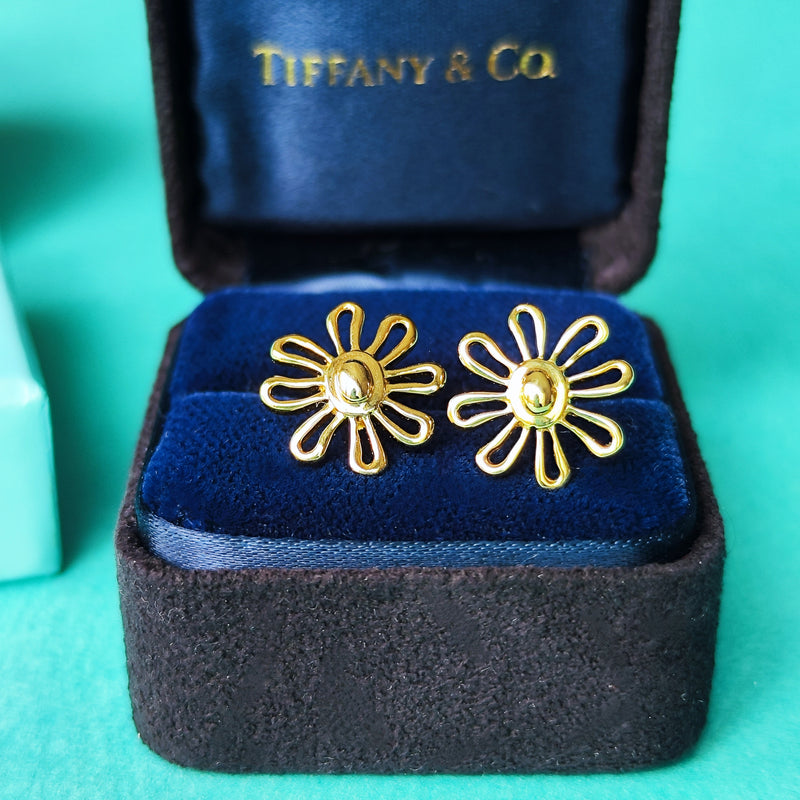 TIFFANY &Co ティファニー デイジーフラワー 18金YG ピアス