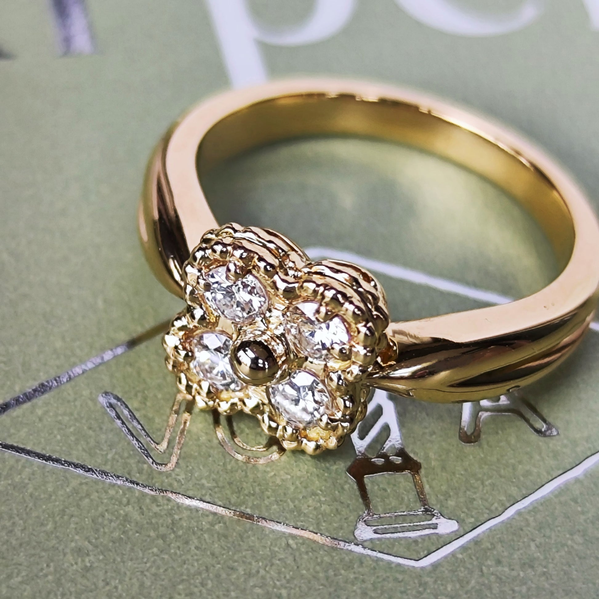 Van Cleef & Arpels ヴァンクリーフ&アーペル アルノ ダイヤモンド 18金YG 47