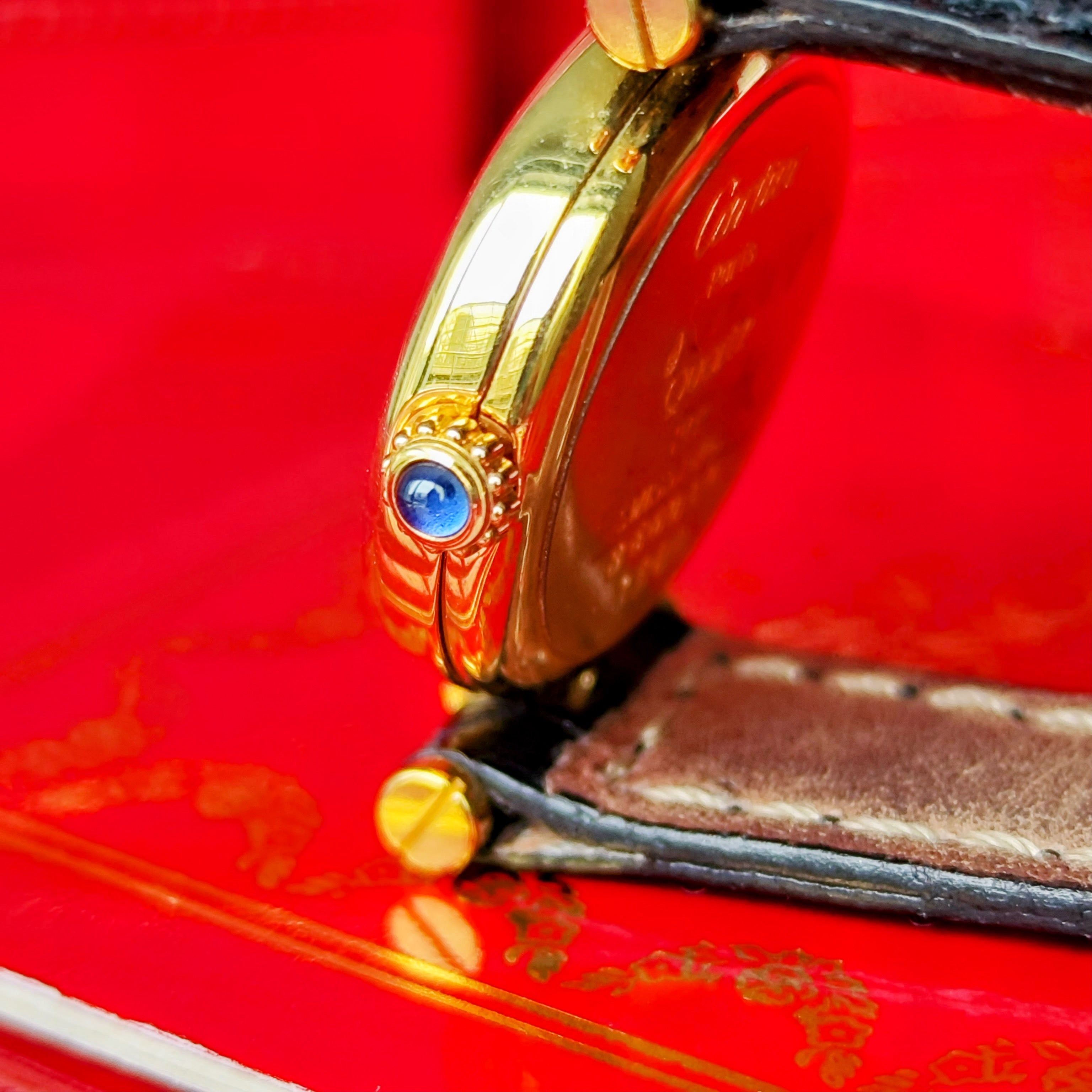Cartier カルティエ ミニVLCヴァンドーム 18金無垢 腕時計 – Mico宝飾店