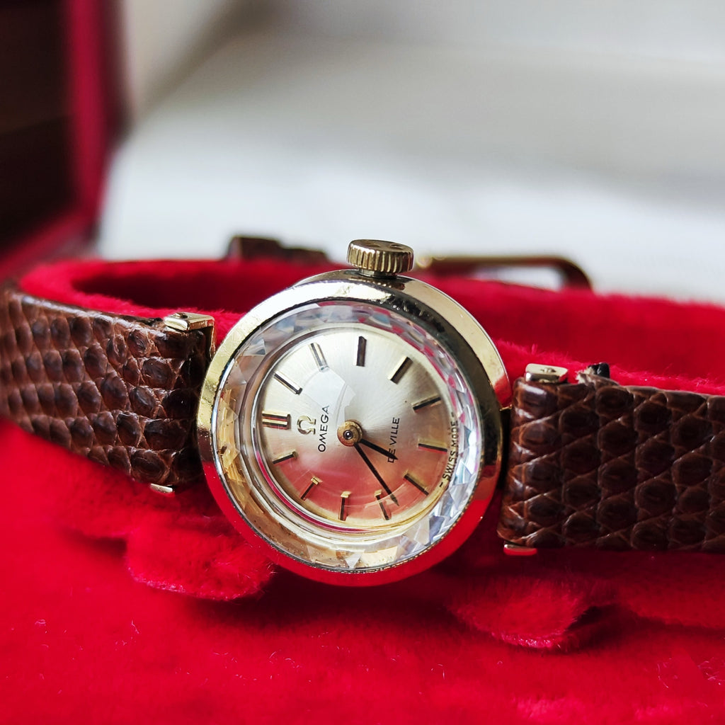 【オーバーホール済み】オメガ デビル カットガラス手巻き 1968年製 超美品！ OH済み】OMEGA オメガ DE VILLE デビル カットガラス 手巻き腕時計