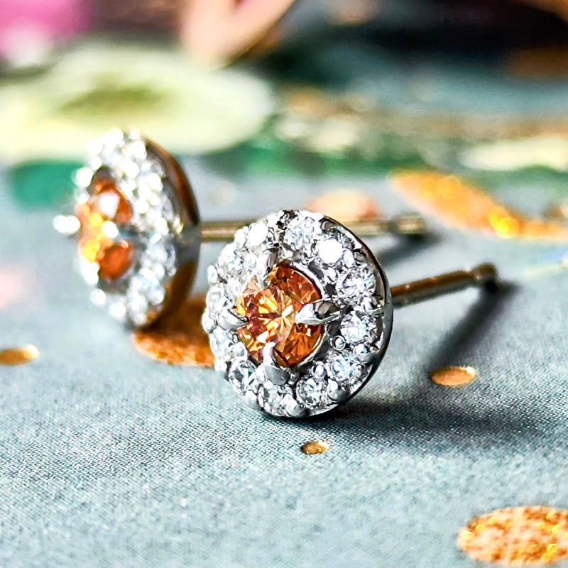 天然イエローダイヤモンド ビビットカラー プラチナピアス