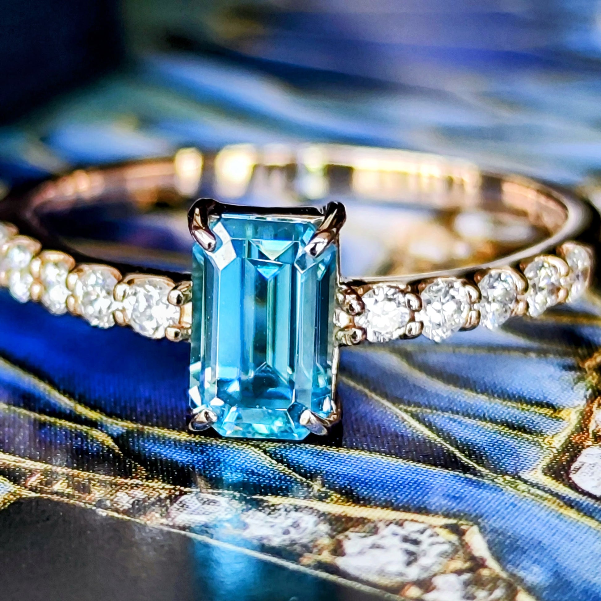 天然ブルージルコン 1.30ct 天然ダイヤモンド リング