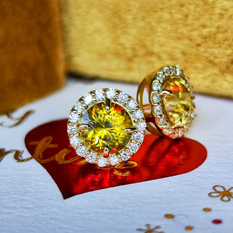 天然スフェーン 天然ダイヤモンド 18金ピアス – Mico宝飾店