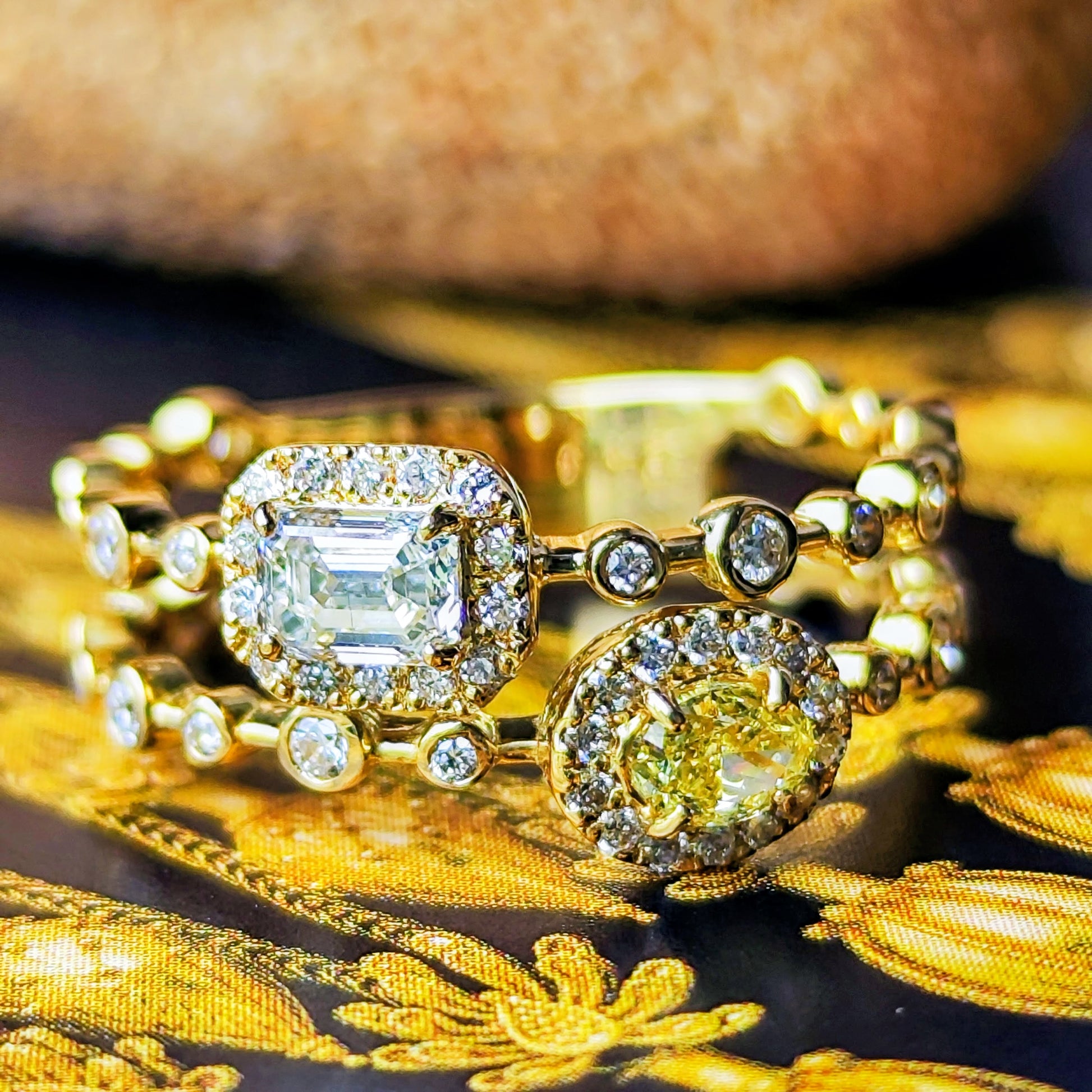 【イエローダイヤ】FANCY INTENSE YELLOW SI1 0.181ct ダイヤモンドリング