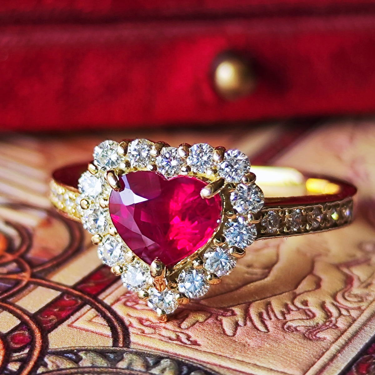 【ビルマ産ルビー】天然ルビー 1.09ct 天然ダイヤモンド リング