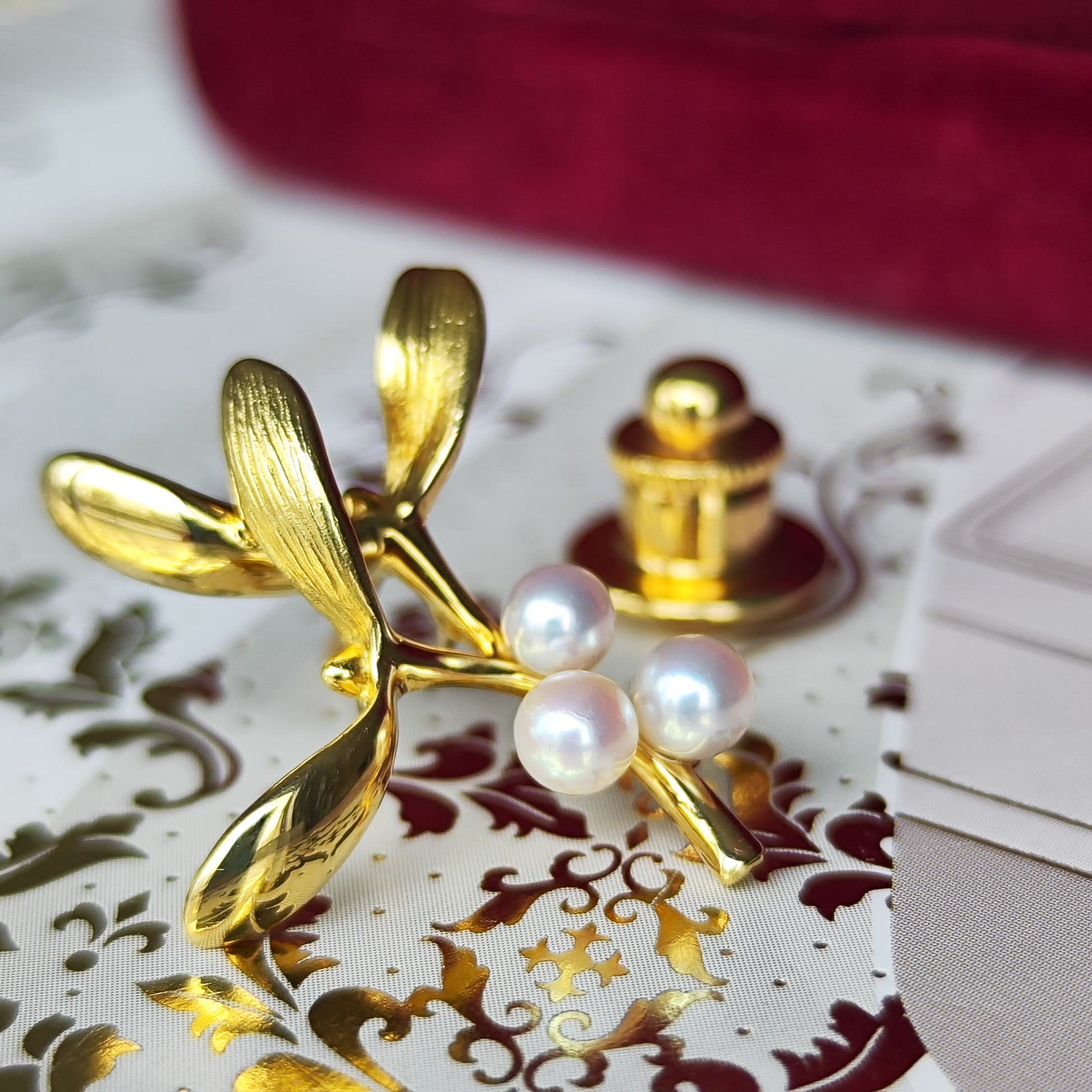 MIKIMOTO ミキモト ヤドリギモチーフ あこや真珠 ブローチ