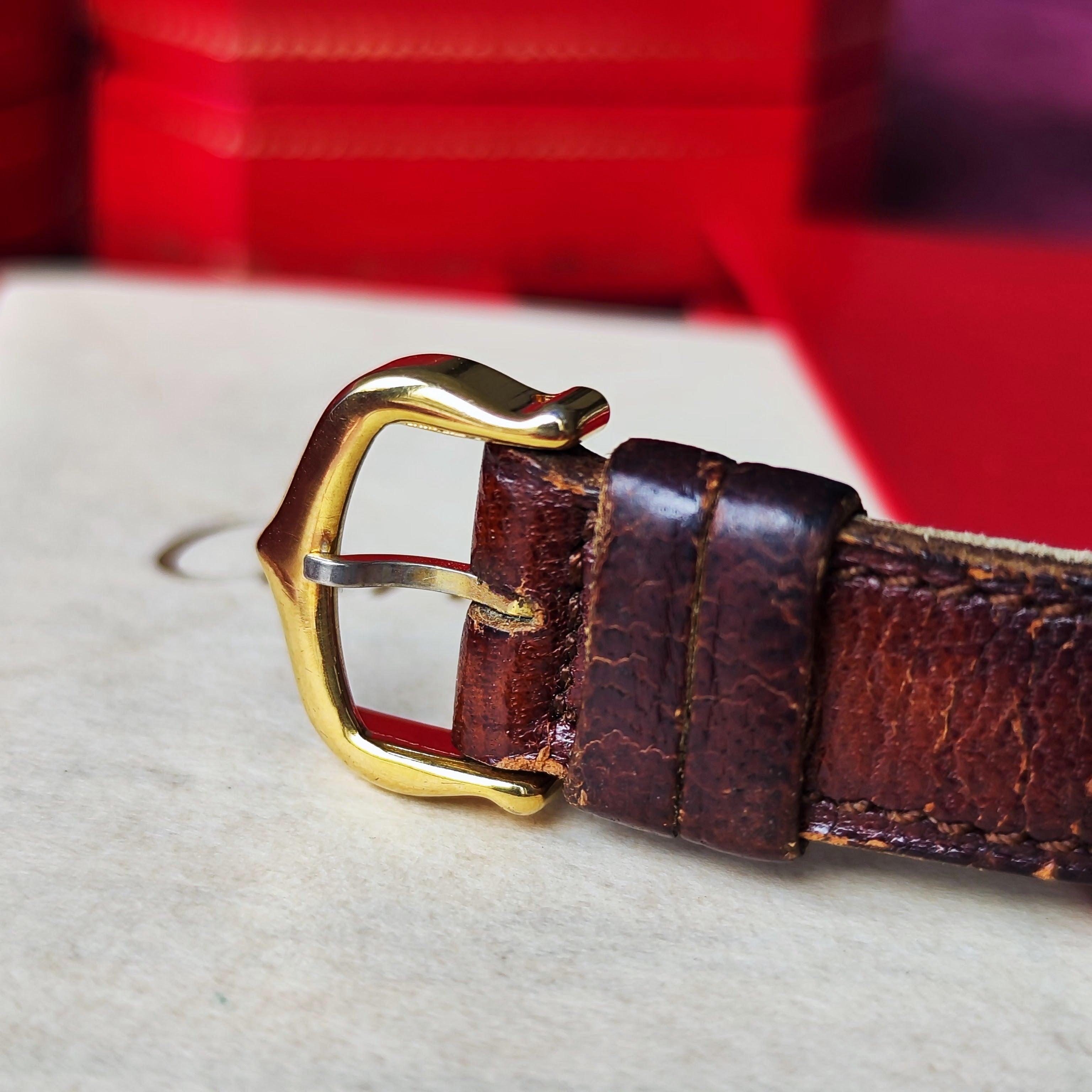 OH済み】Cartier カルティエ マストタンク レッド文字盤 手巻き腕時計