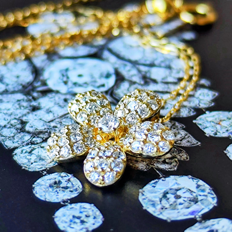 天然ダイヤモンド フラワーモチーフ パヴェ ネックレス