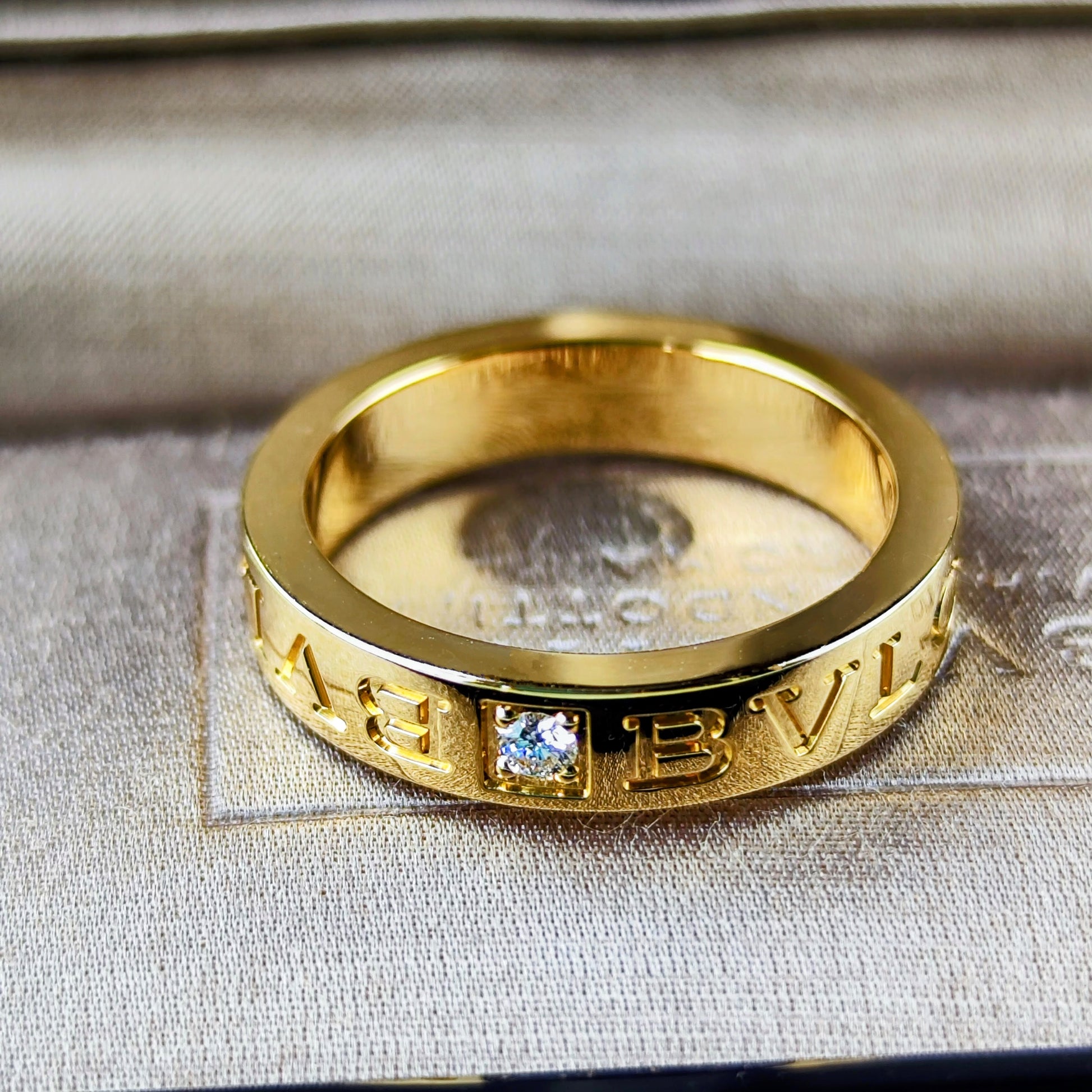 BVLGARI ブルガリ B-ZERO1 ビーゼロワン エッセンシャルリング ダイヤ 18金YG
