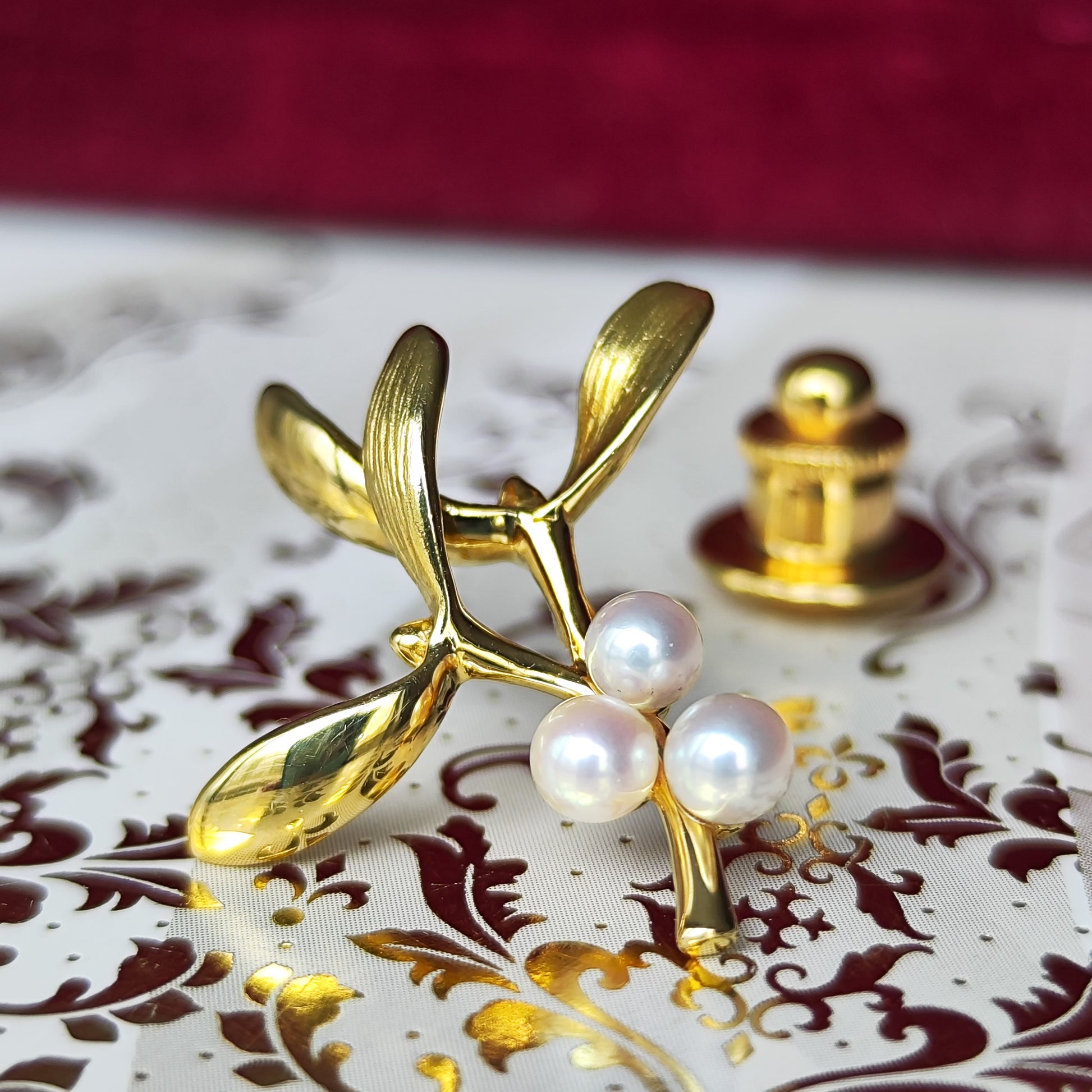 MIKIMOTO ミキモト ヤドリギモチーフ あこや真珠 ブローチ