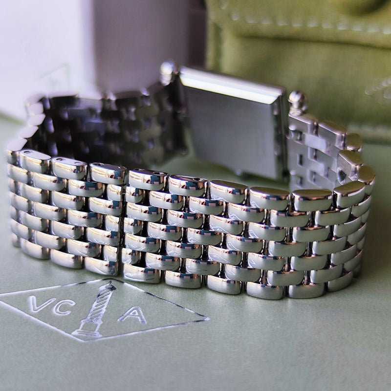 Van Cleef & Arpels ヴァンクリーフ&アーペル クラシックカレ ブルーグリーンシェル文字盤 ダイヤモンド クォーツ腕時計