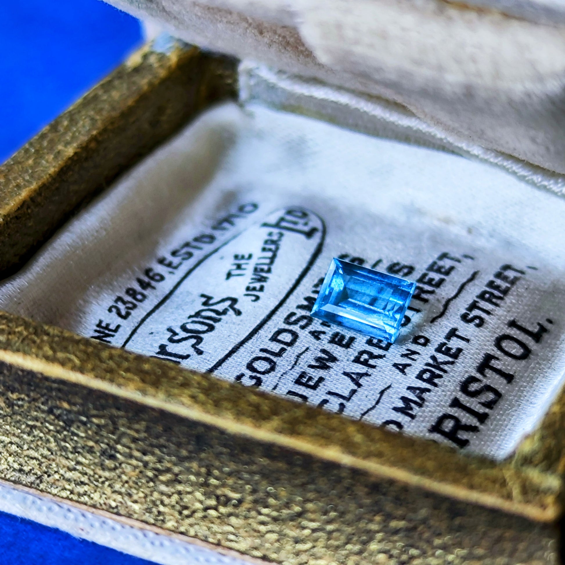 【ルース タトゥー鉱山】天然アクアマリン 0.433ct 鑑別書付き