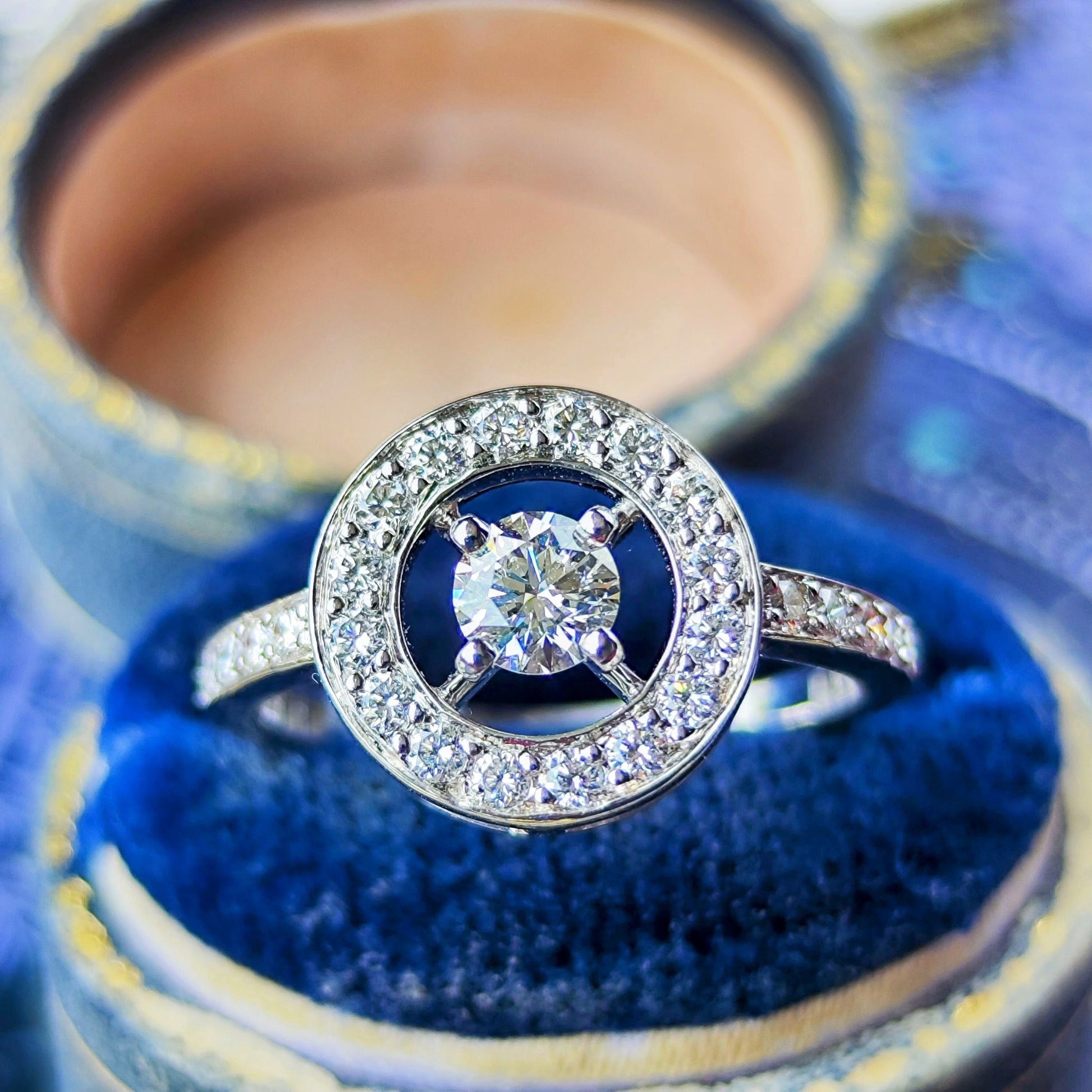 BOUCHERON ブシュロン アバ ロンド 18金WG