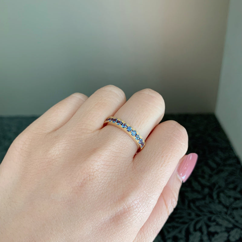 天然アレキサンドライト ダイヤカット ハーフエタニティリング 18金