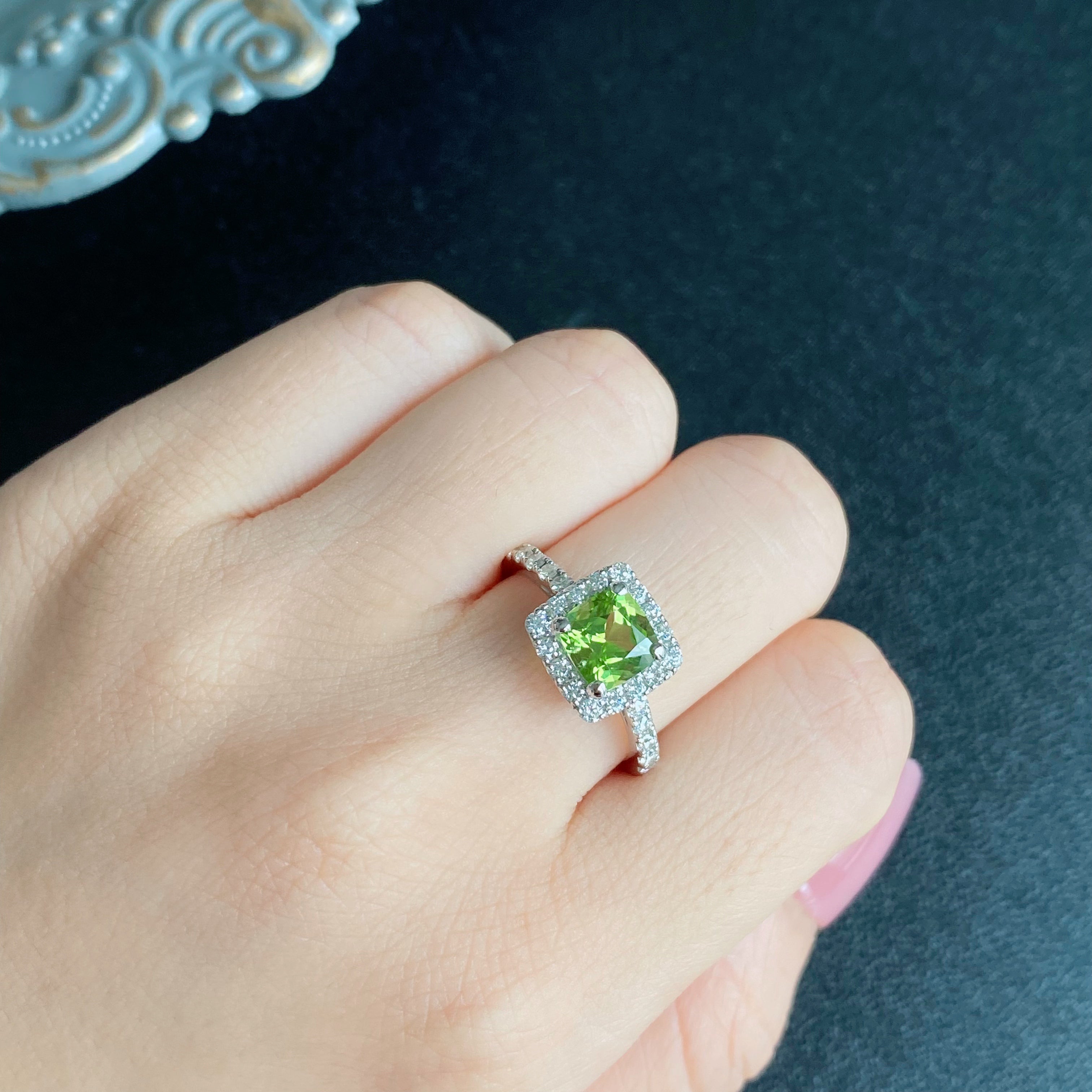 新作 未使用品 pt900 天然 ペリドット ダイヤモンド リング パキスタン産】天然ペリドット 天然ダイヤモンド リング – Mico宝飾店