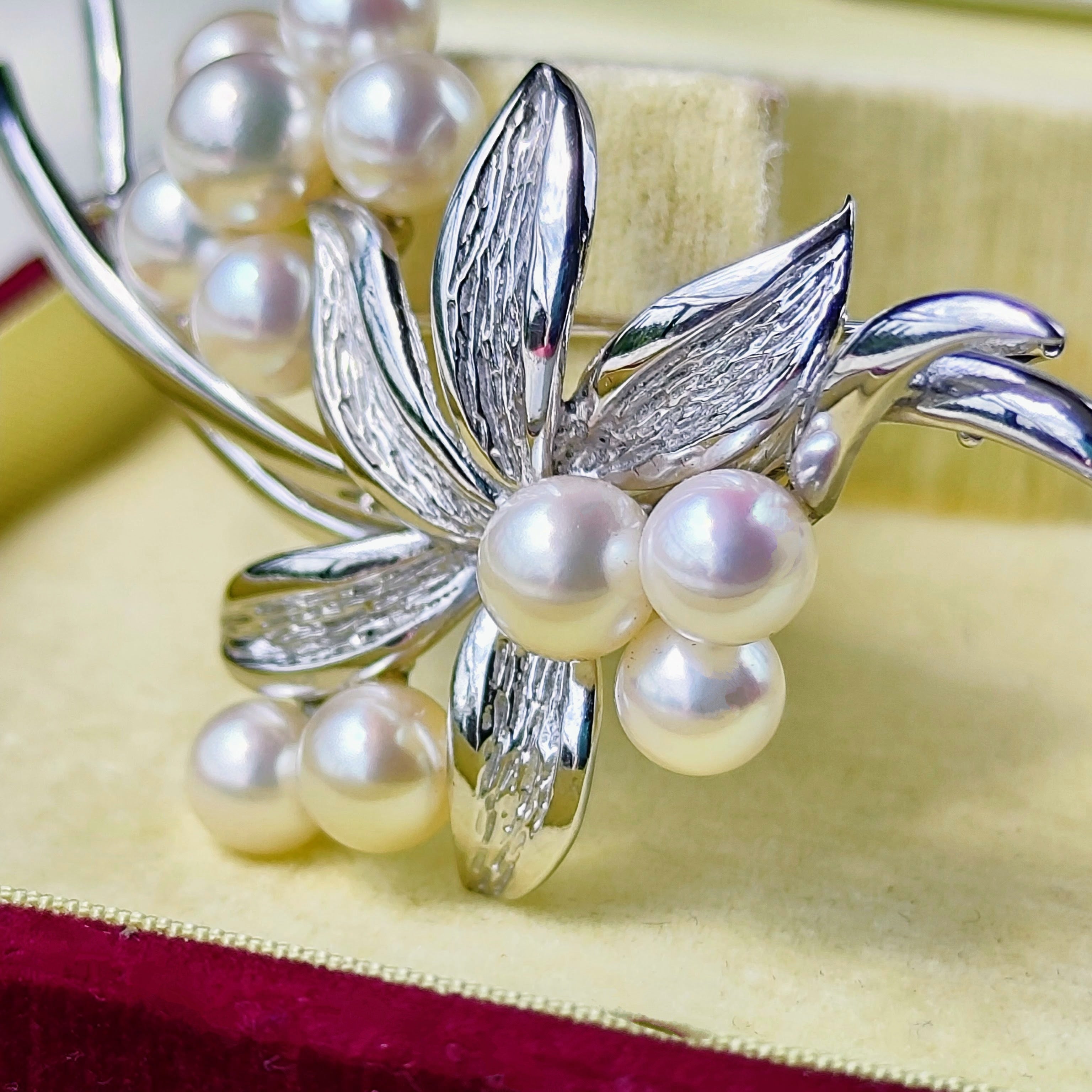 MIKIMOTO 　ミキモト　アコヤ本真珠シルバーブローチ　ヴィンテージ 御木本真珠店 】MIKIMOTO ミキモト あこや真珠 ヴィンテージブローチ