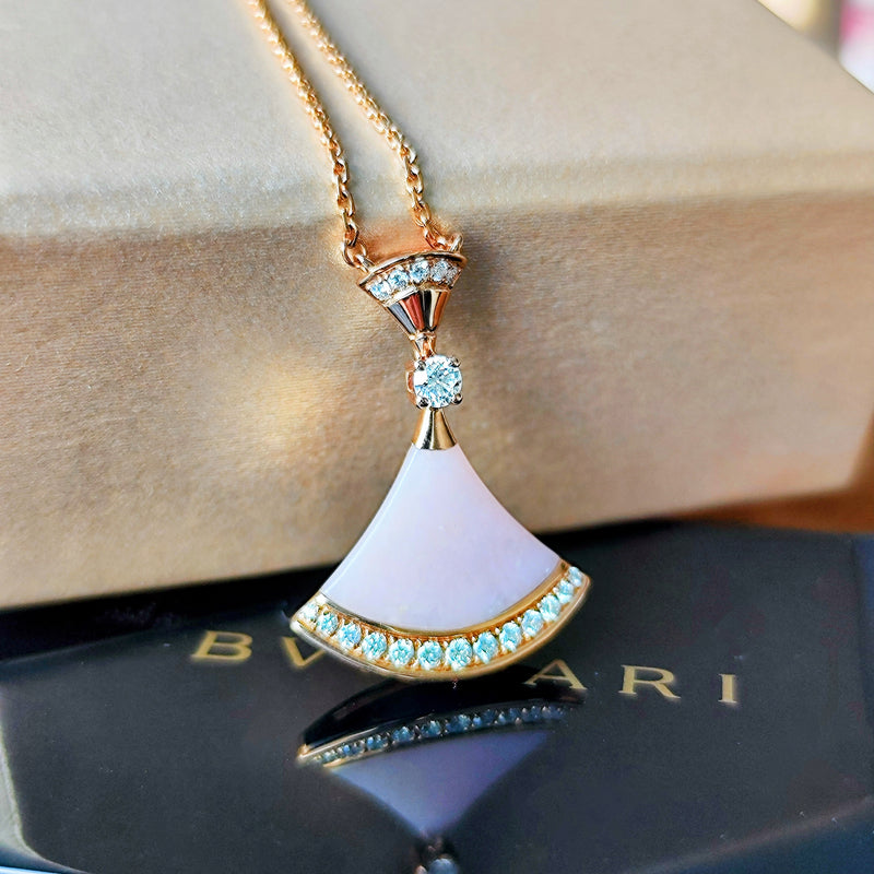 BVLGARI ブルガリ DIVAS' DREAM ディーヴァ ドリーム ピンクオパール ダイヤモンド ネックレス 18金PG