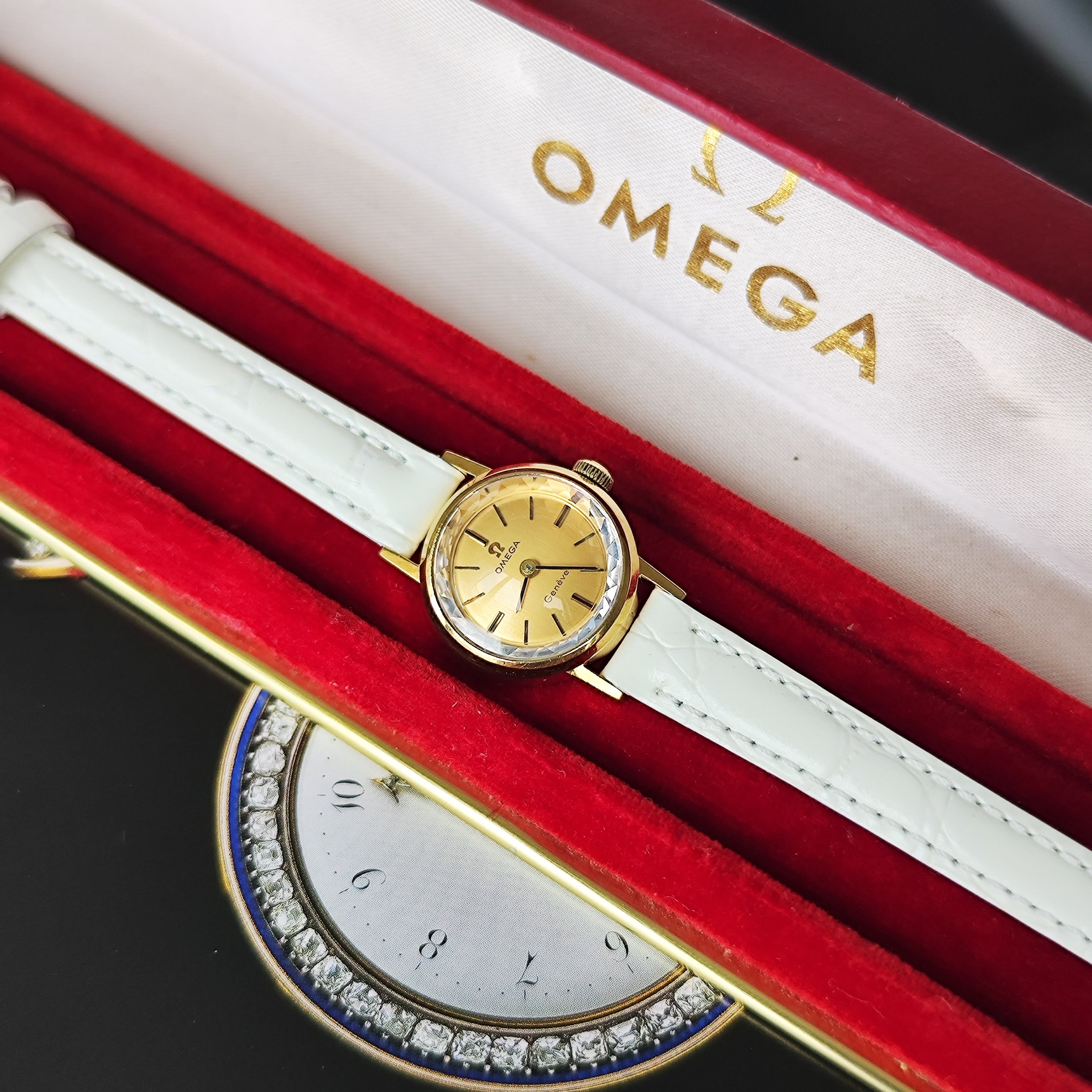 OH済み 18金無垢】OMEGA オメガGeneve ジュネーヴ Sapphette 手巻き