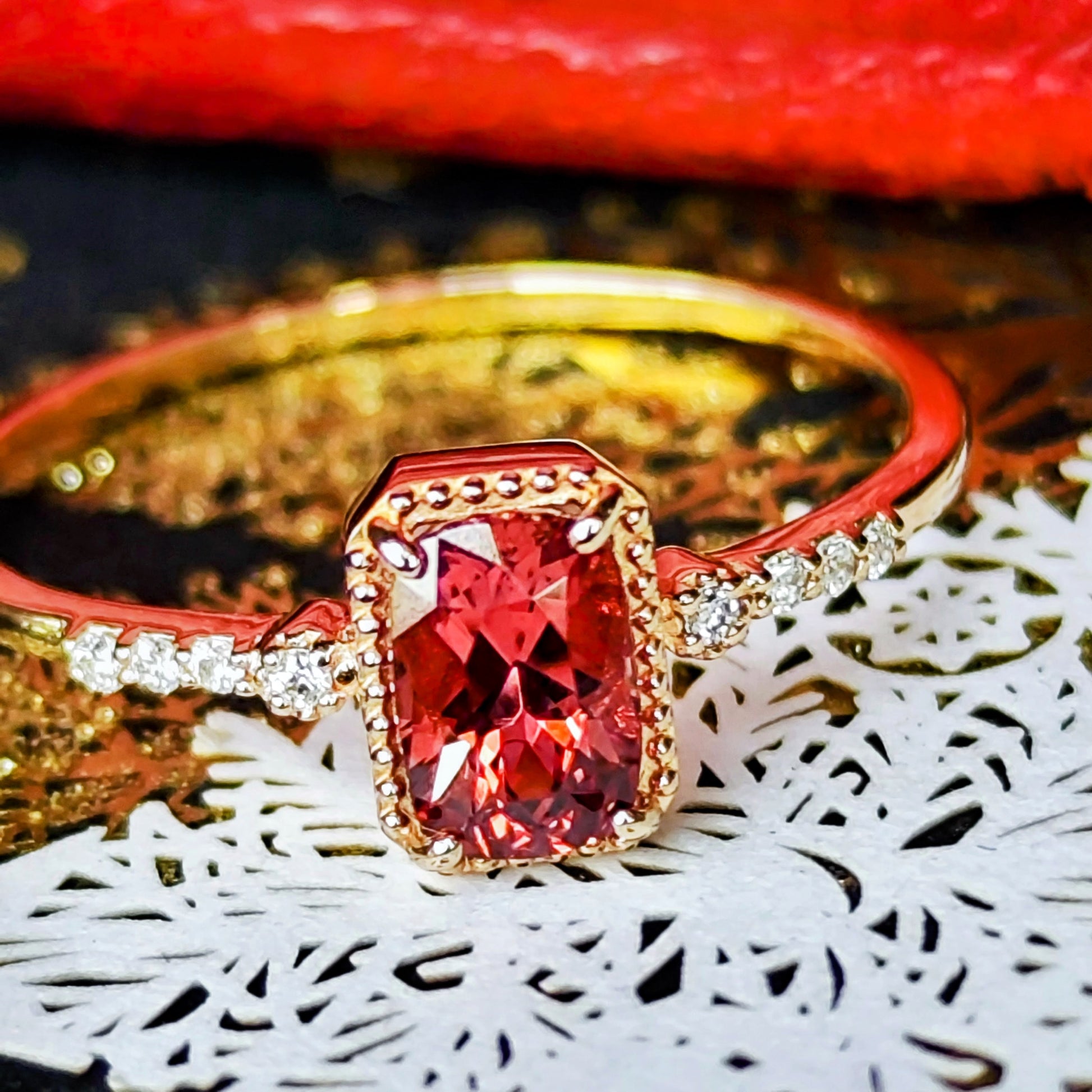 天然マラヤガーネット 0.76ct 天然ダイヤモンド 18金リング