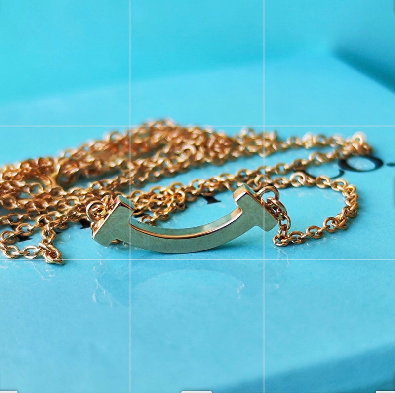 TIFFANY &Co ティファニー Tスマイル ミニ ネックレス 18金YG