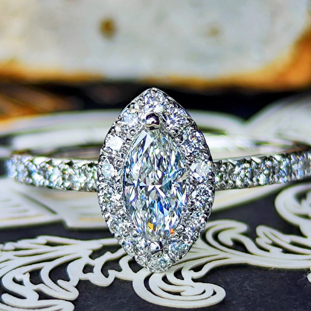 【最高級品質】天然ダイヤモンド0.31ct フローレス Dカラー マーキス GIA