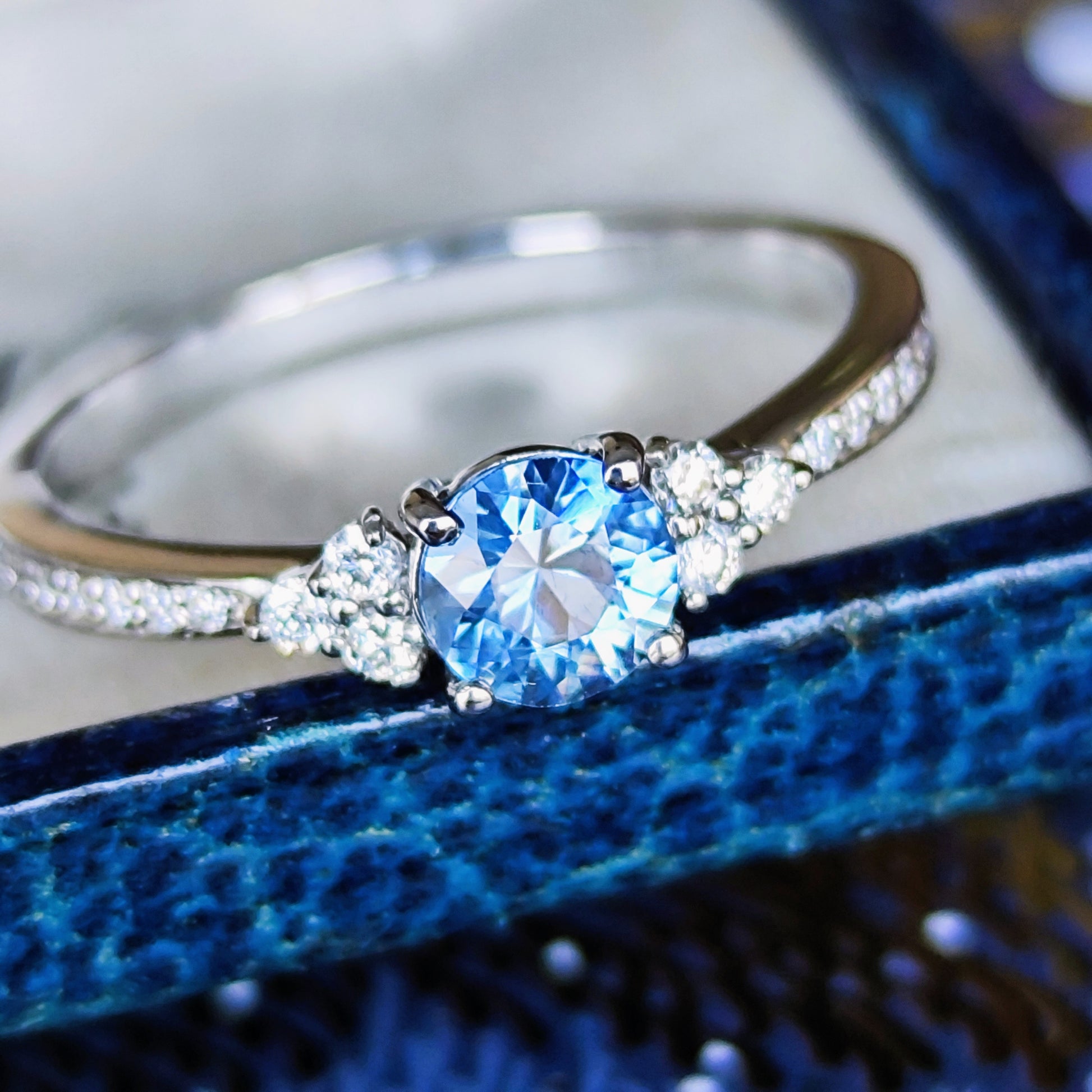 【お値下げ】カンチャナブリ産 天然サファイア 天然ダイヤモンド リング