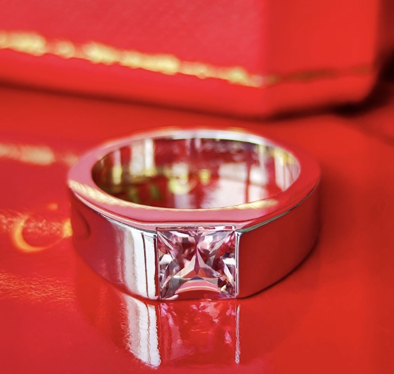 Cartier カルティエ タンク ピンクトルマリン 18金WG 52