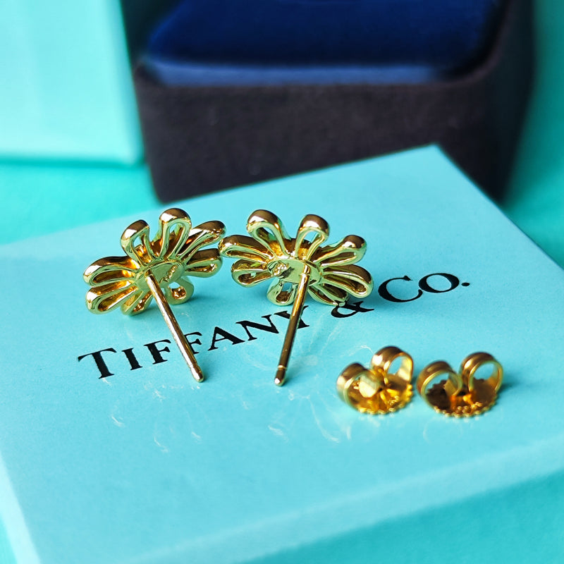 TIFFANY &Co ティファニー デイジーフラワー 18金YG ピアス