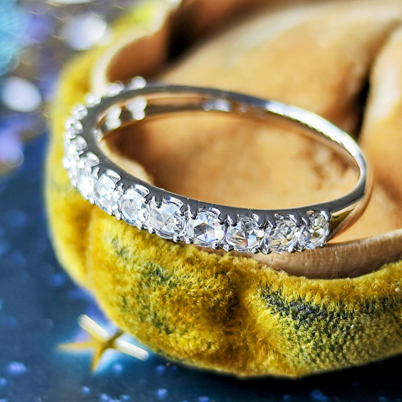 【ローズカット】天然ダイヤモンド ハーフエタニティリング プラチナ