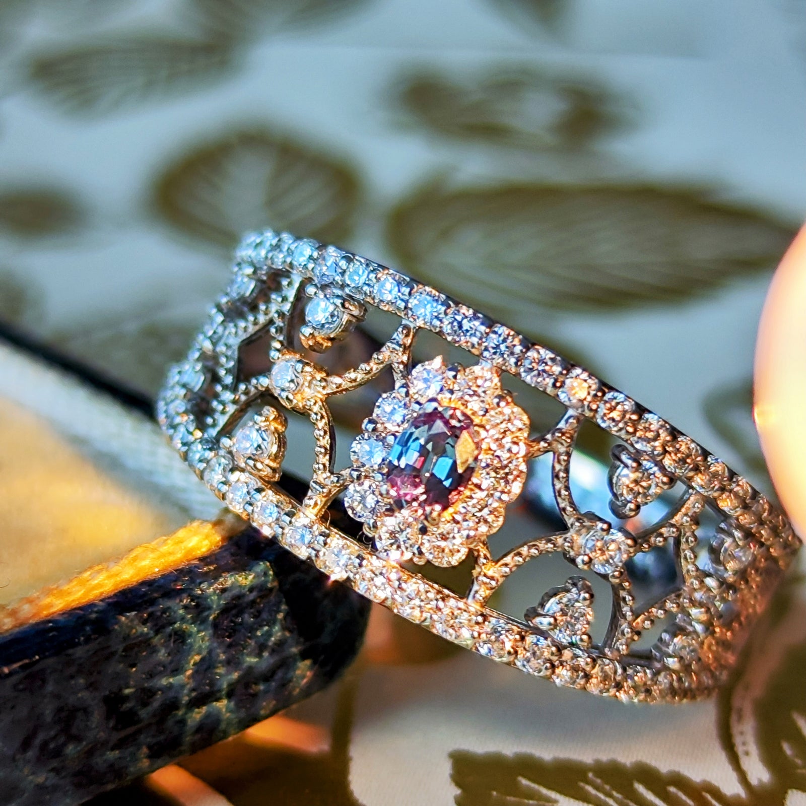 天然石　アレキサンドライト　ルース　天然石リング 天然 アレキサンドライト 0.745ct ルース 原石 加工承ります