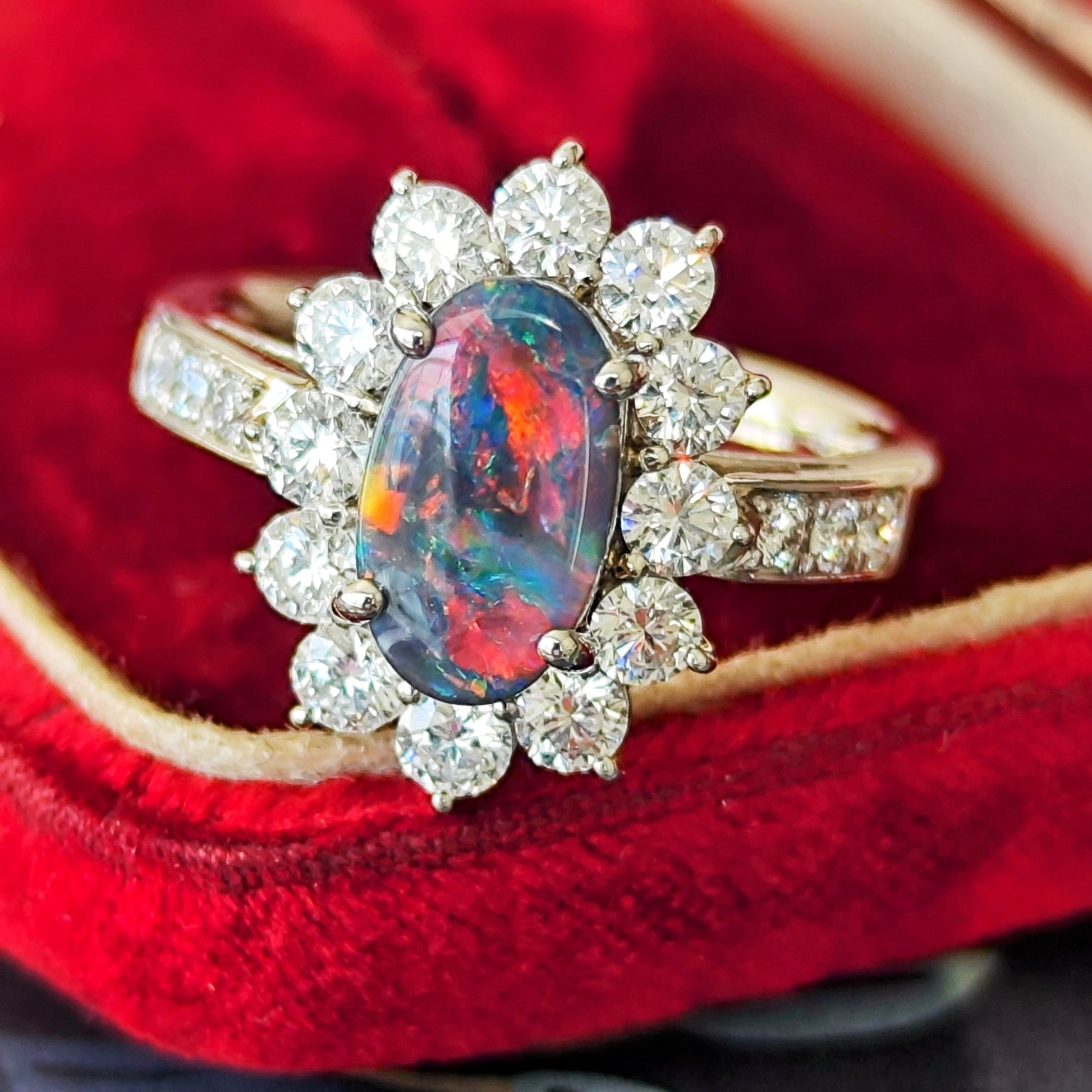 天然ブラックオパール 天然ダイヤモンド プラチナリング