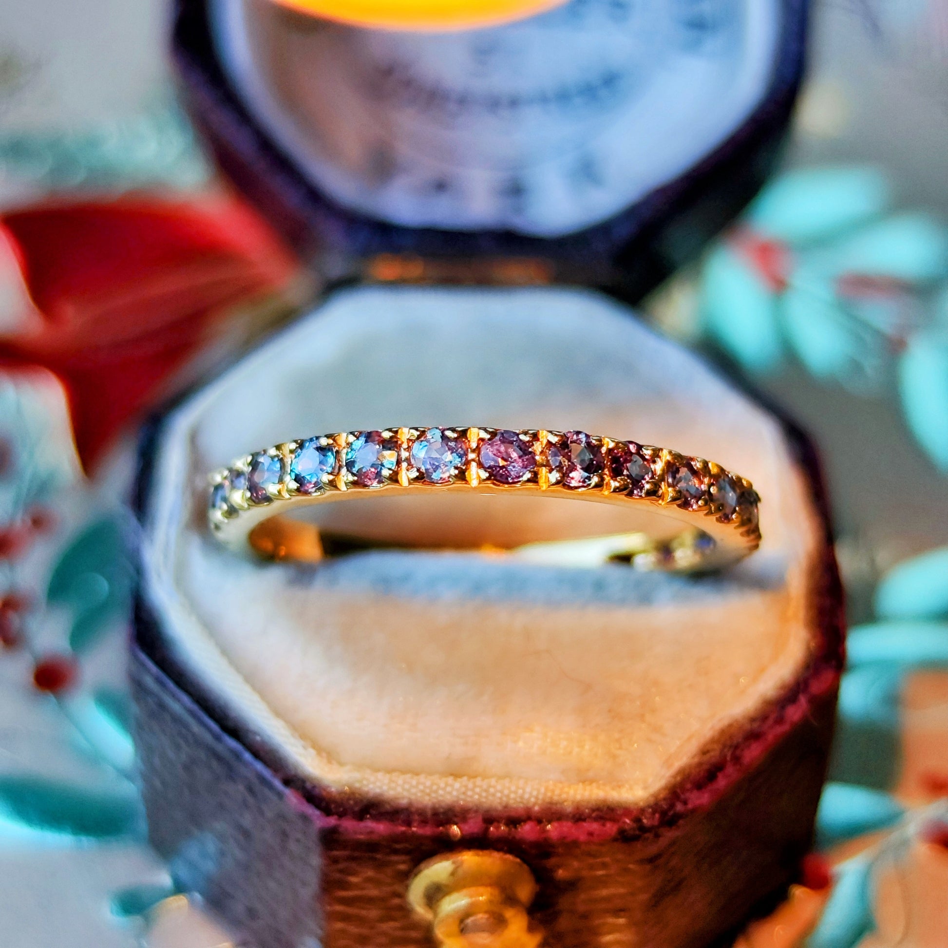 【お値下げ】天然アレキサンドライト ハーフエタニティリング 18金YG ①