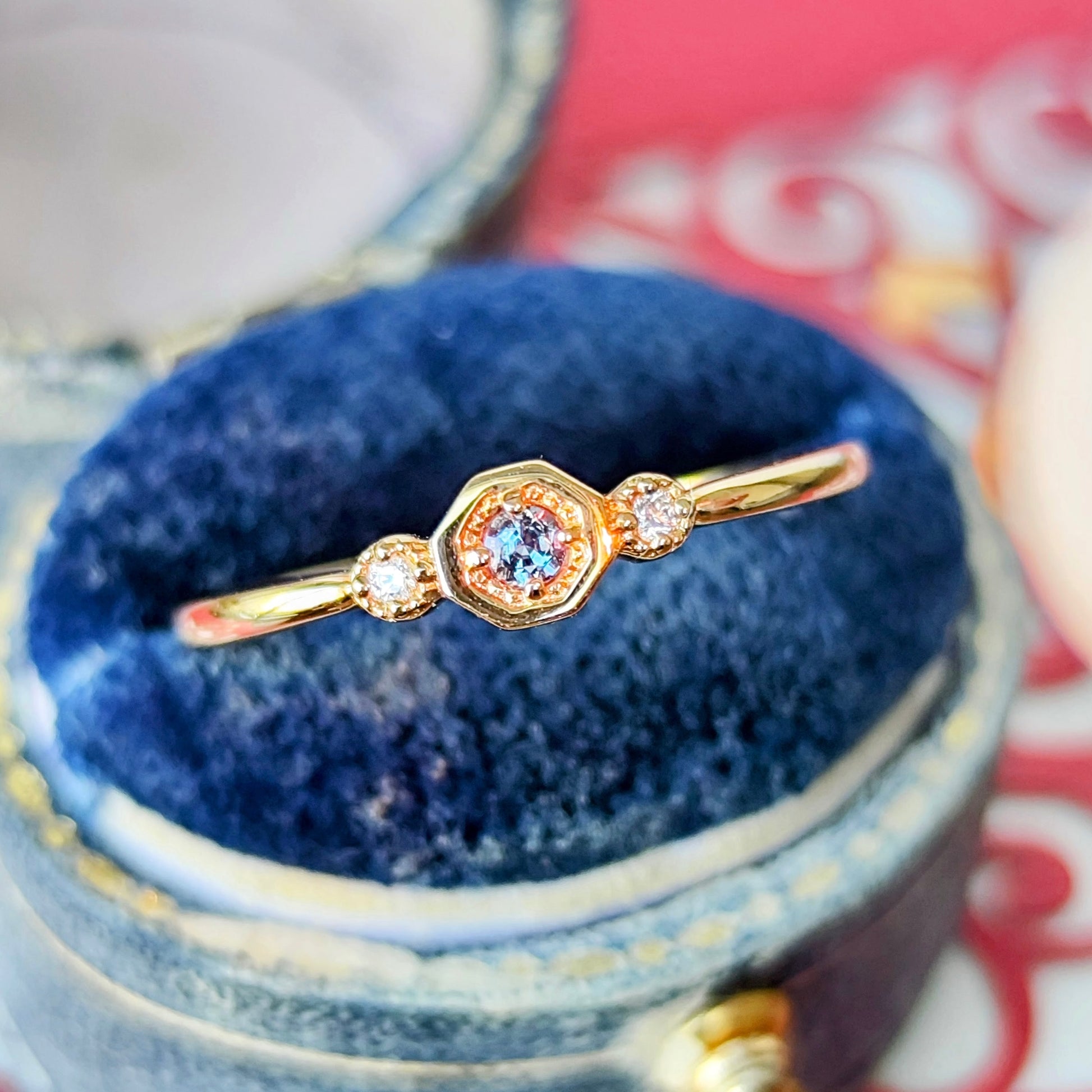 天然アレキサンドライト 天然ダイヤモンド 18金リング