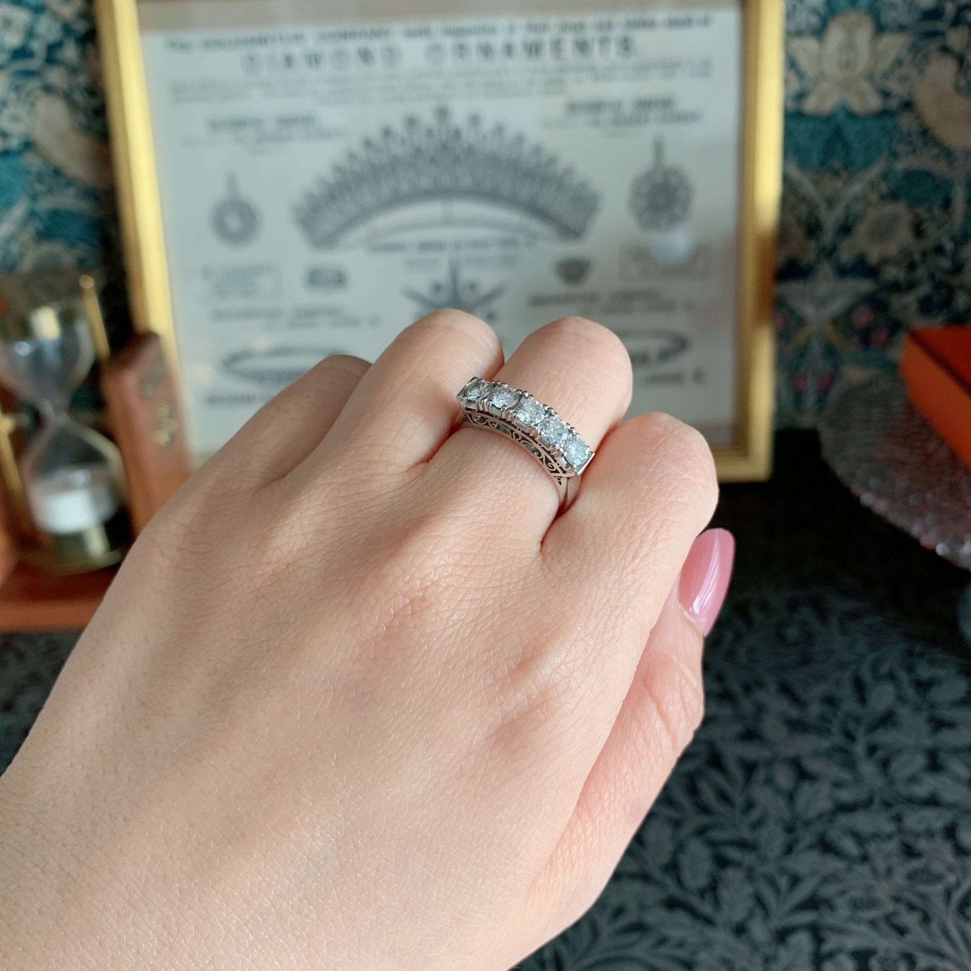 【昭和レトロ】天然ダイヤモンド 0.90ct 唐草模様 プラチナリング