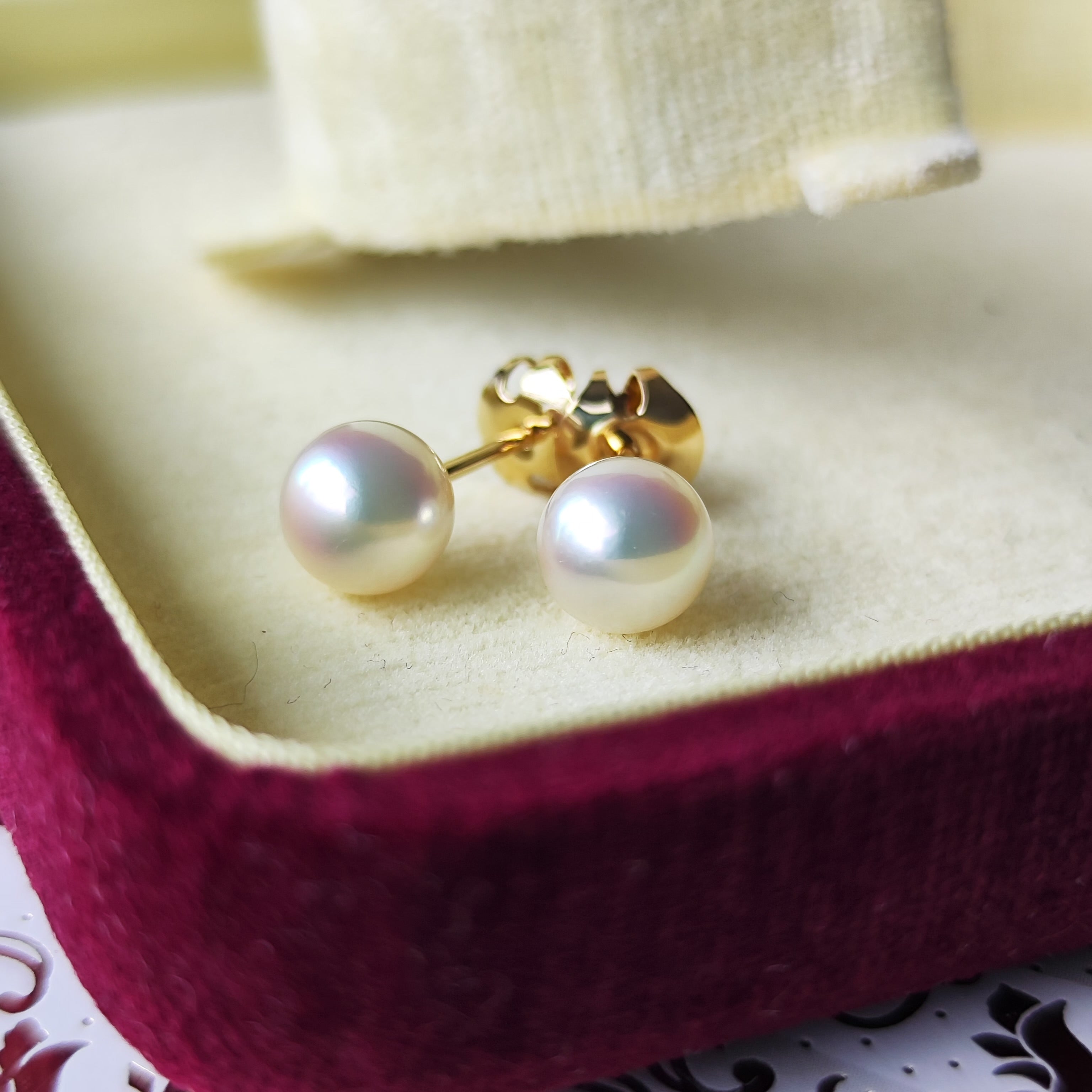 良好　箱付きMIKIMOTO 真珠 K18 ピアス　ミキモト　JAL 機内販売 お値下げ】MIKIMOTO ミキモト あこや真珠 18金ピアス – Mico宝飾店