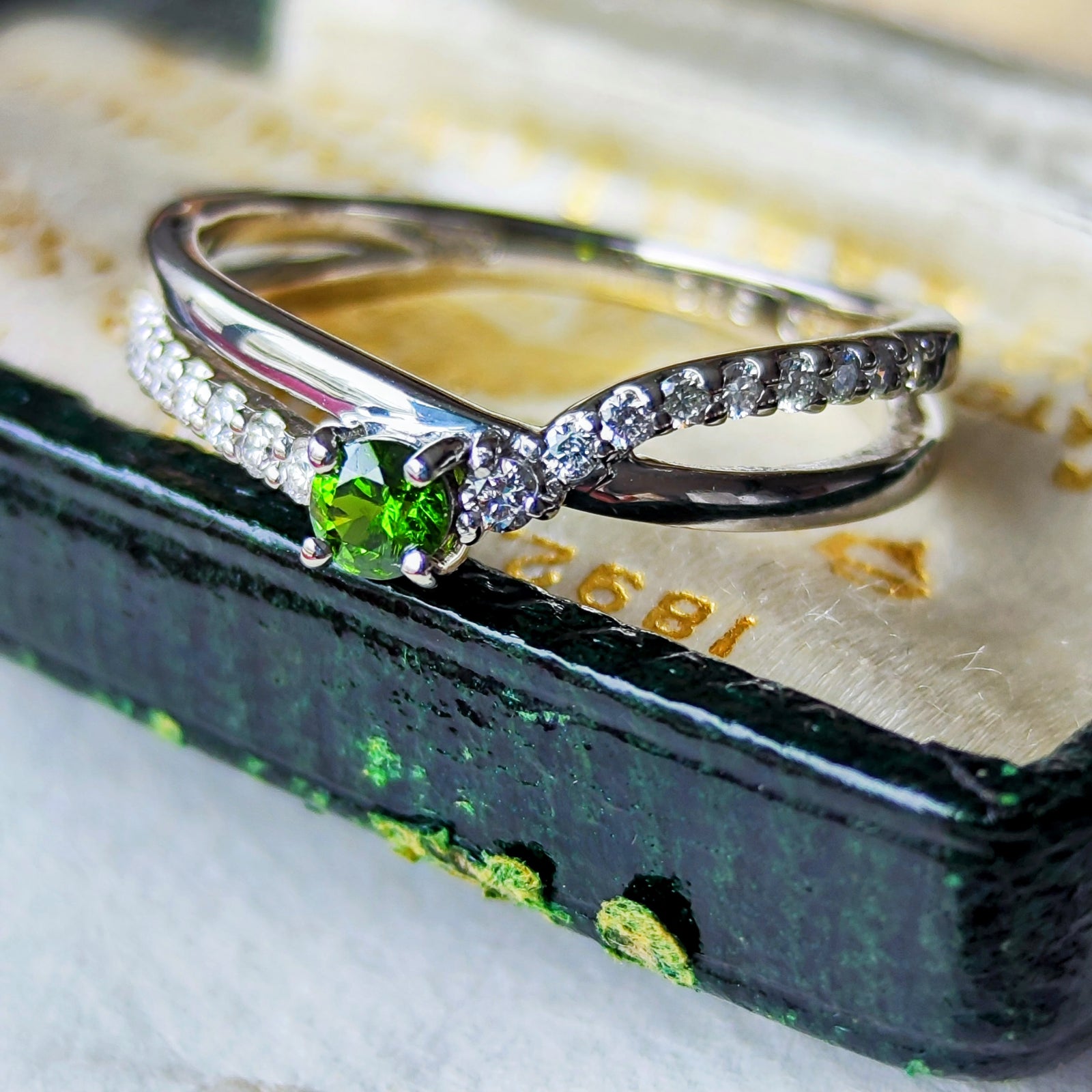 天然デマントイドガーネット 天然ダイヤモンド リング – Mico宝飾店