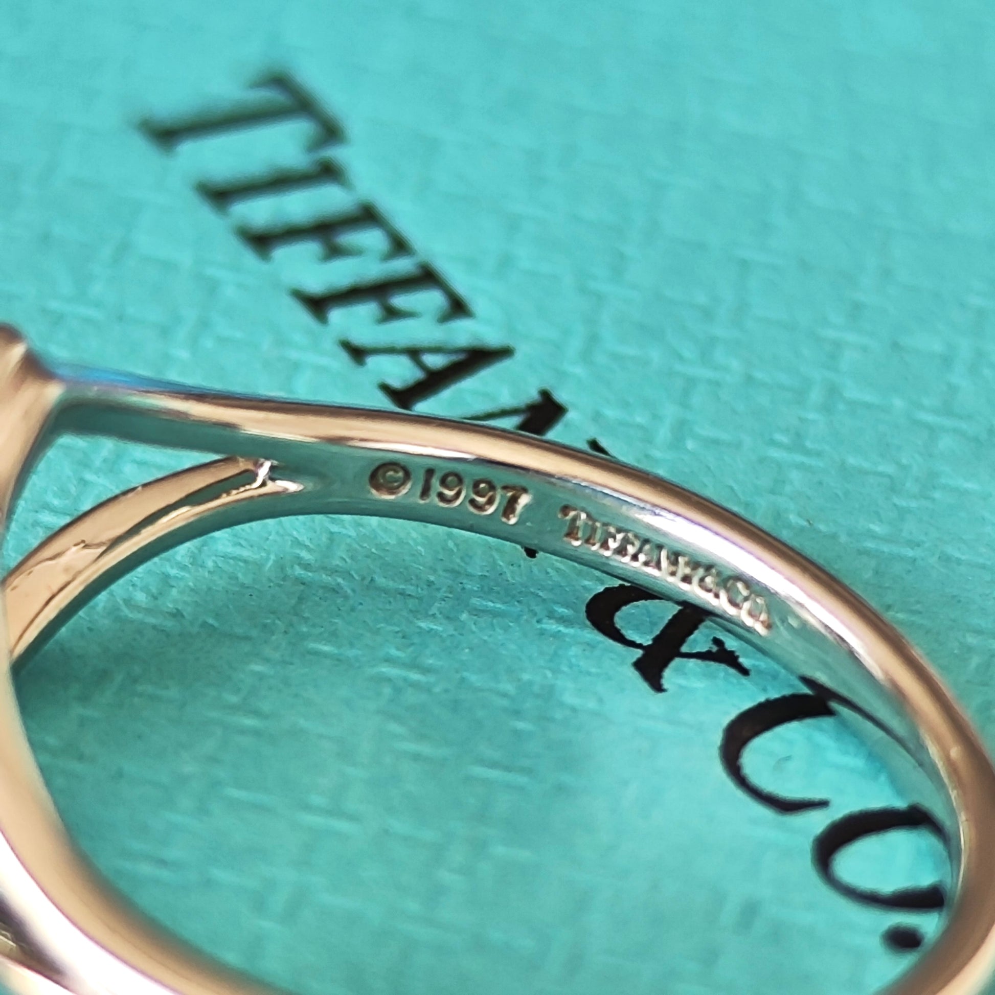 TIFFANY &Co ティファニー ビクトリア  フラワーリング