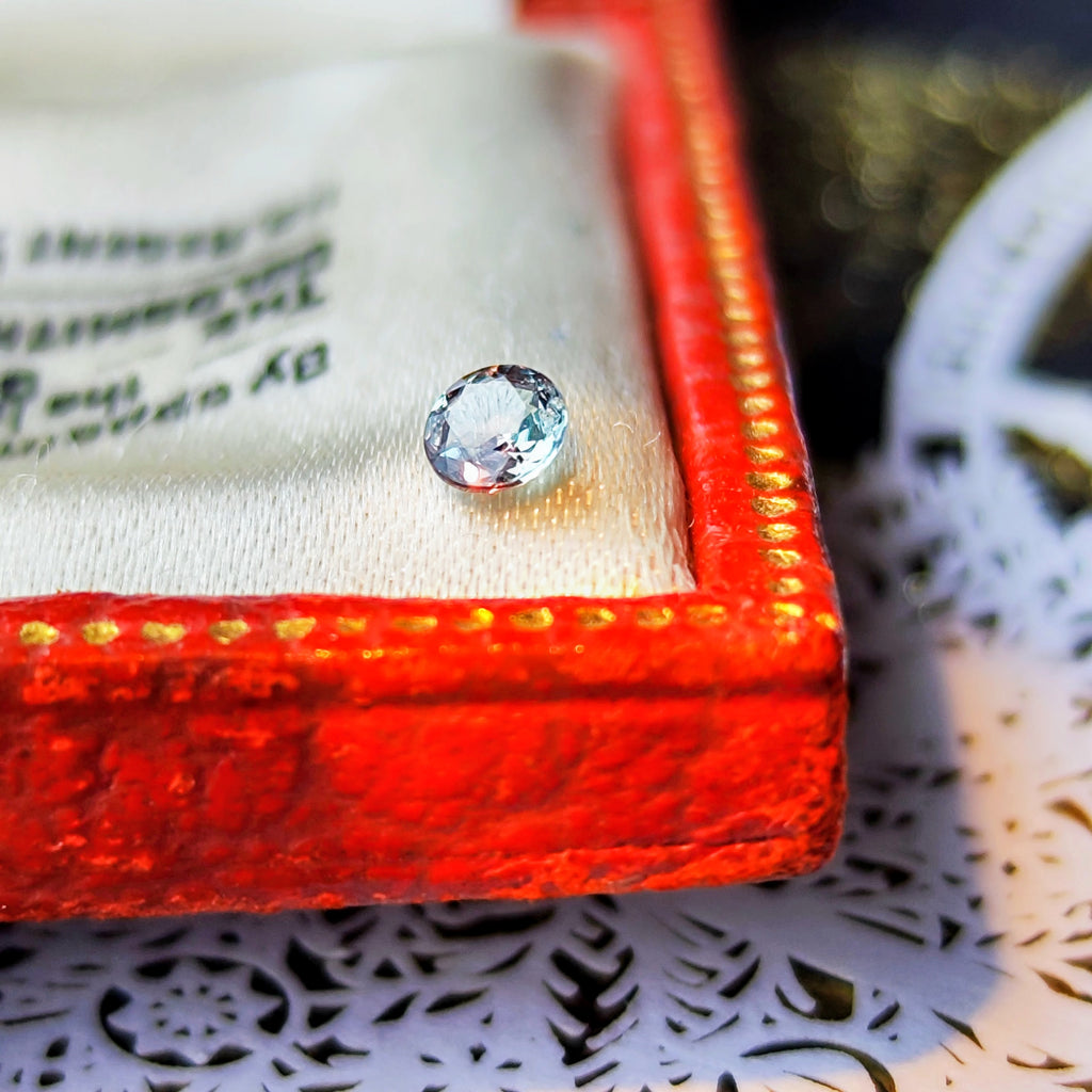 【ルース】天然アレキサンドライト 0.127ct ローズカット ブラジル産
