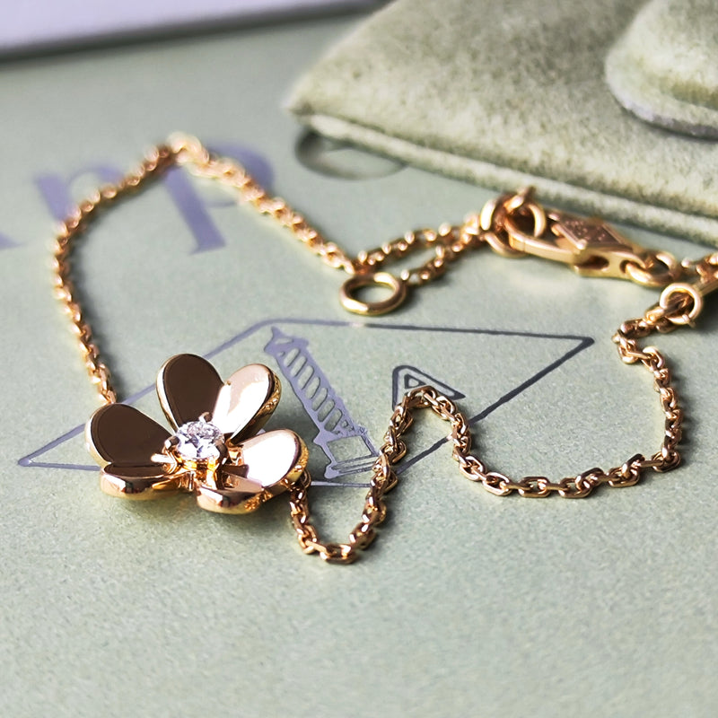 Van Cleef & Arpels ヴァンクリーフ&アーペル フリヴォル ダイヤモンド ミニ ブレスレット