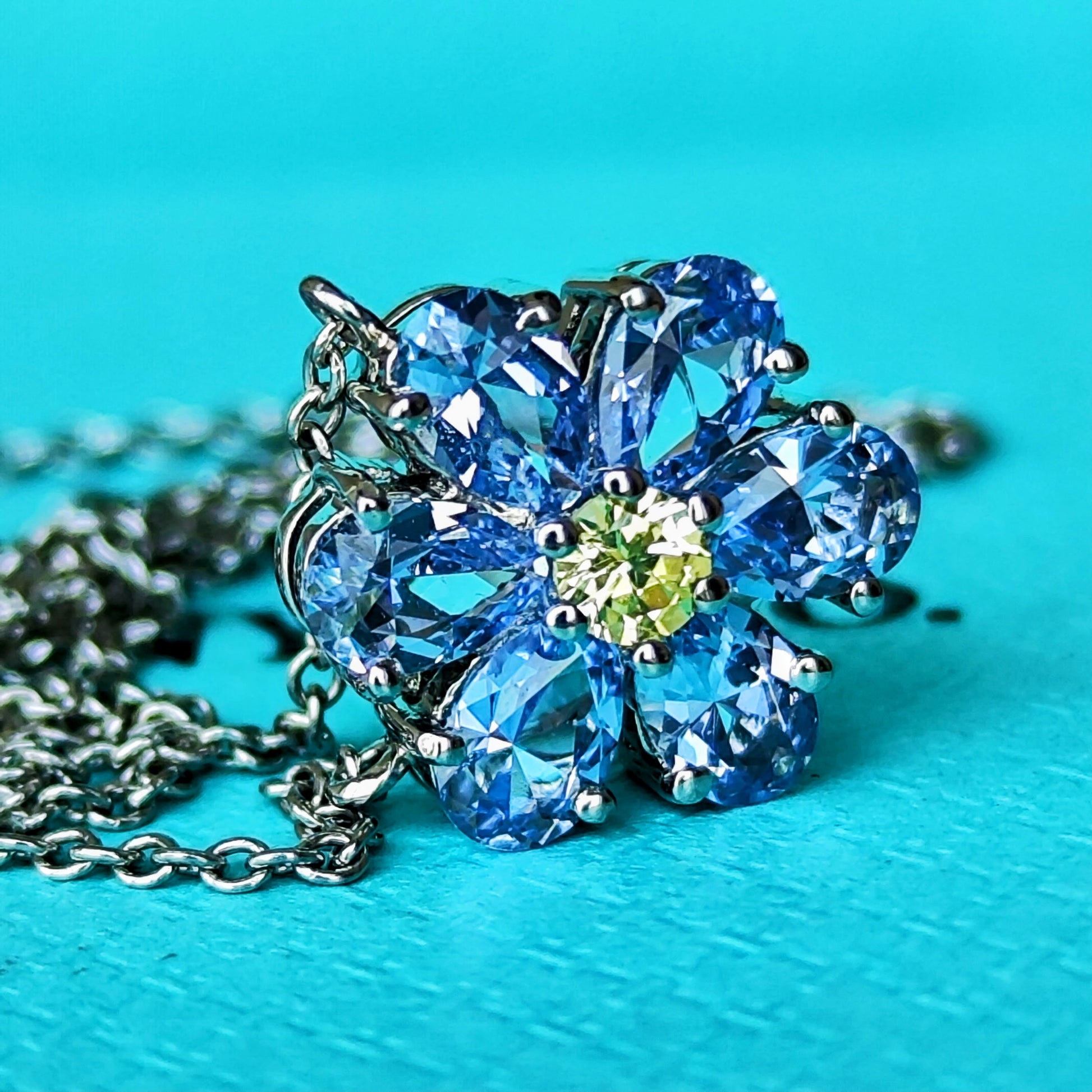TIFFANY &Co ティファニー サファイア フラワーネックレス プラチナ