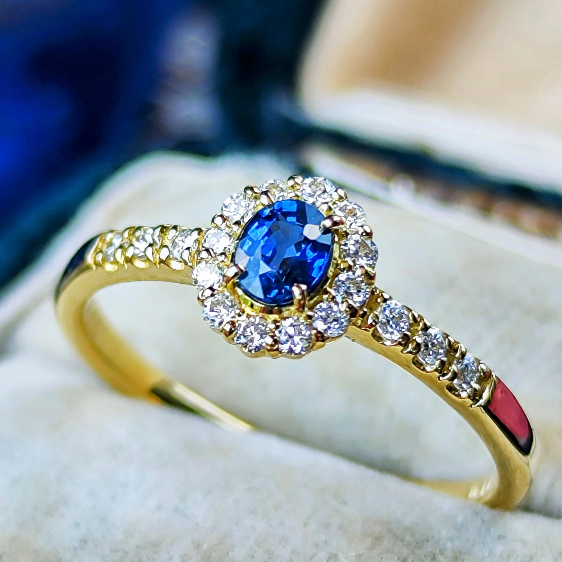 【非加熱 コーンフラワー】天然サファイア 0.25ct 天然ダイヤモンド 18金リング