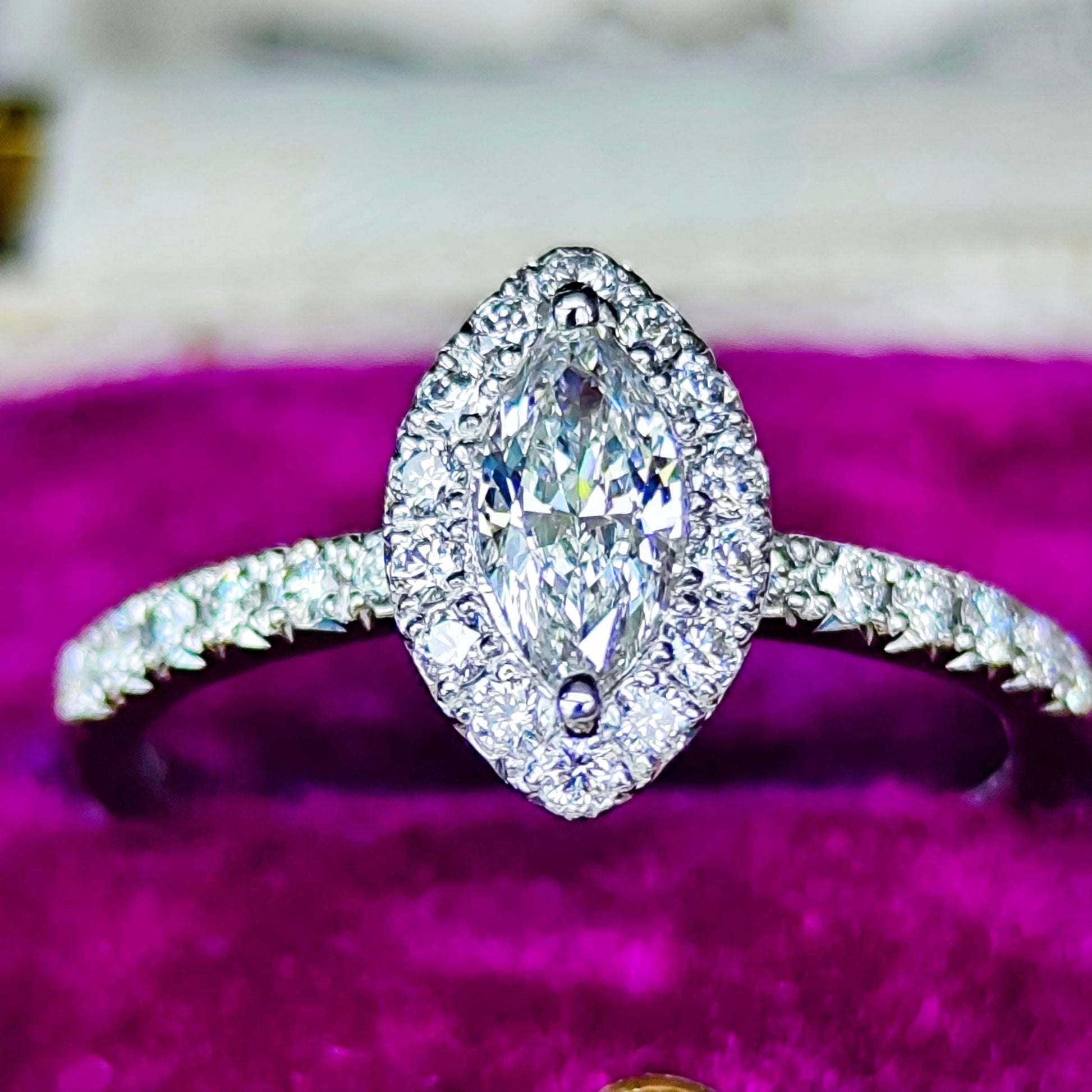 【最高級品質】天然ダイヤモンド0.31ct フローレス Dカラー マーキス GIA